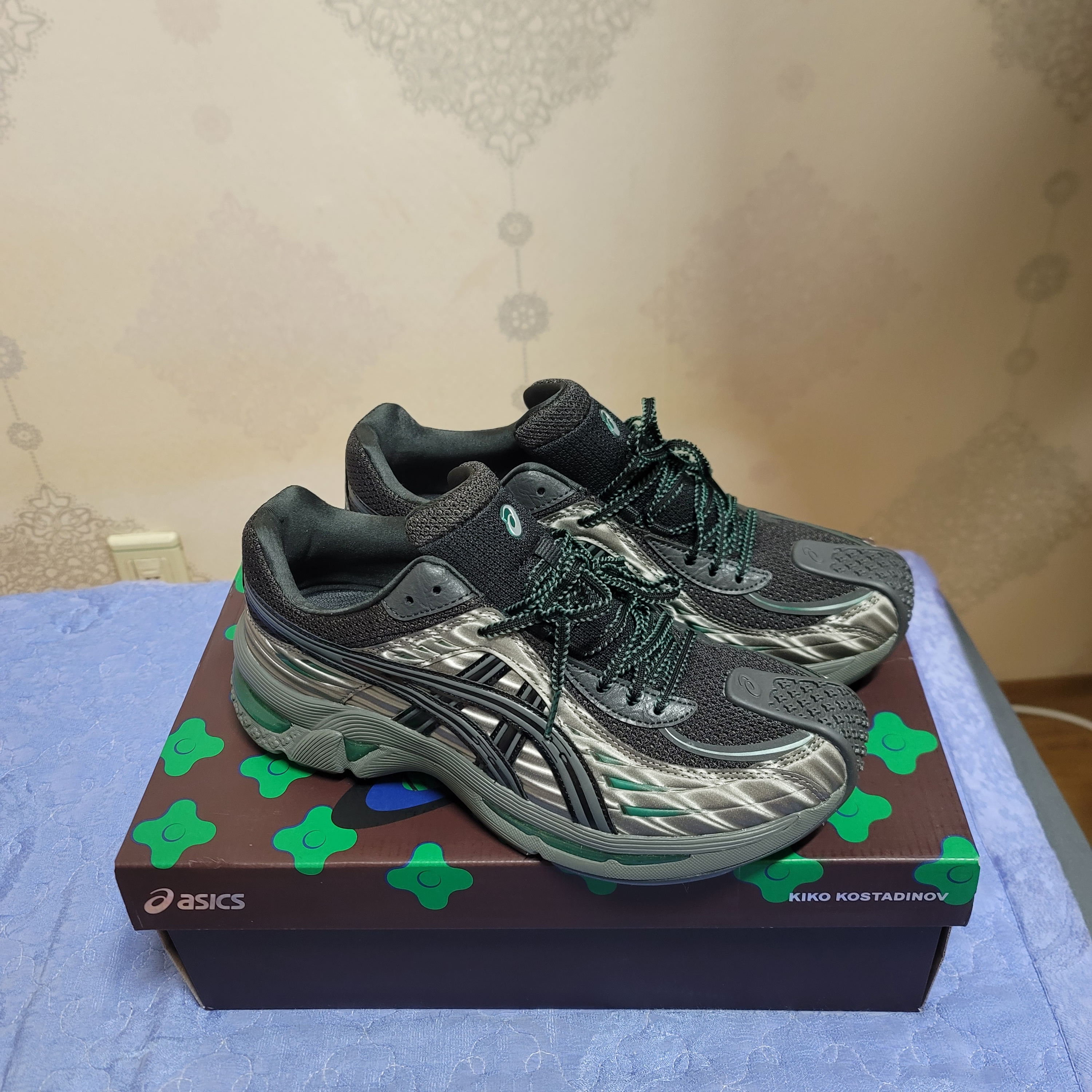 (W) Asics x Kiko Kostadinov Gel-Flammae Grey Black 착용 스타일