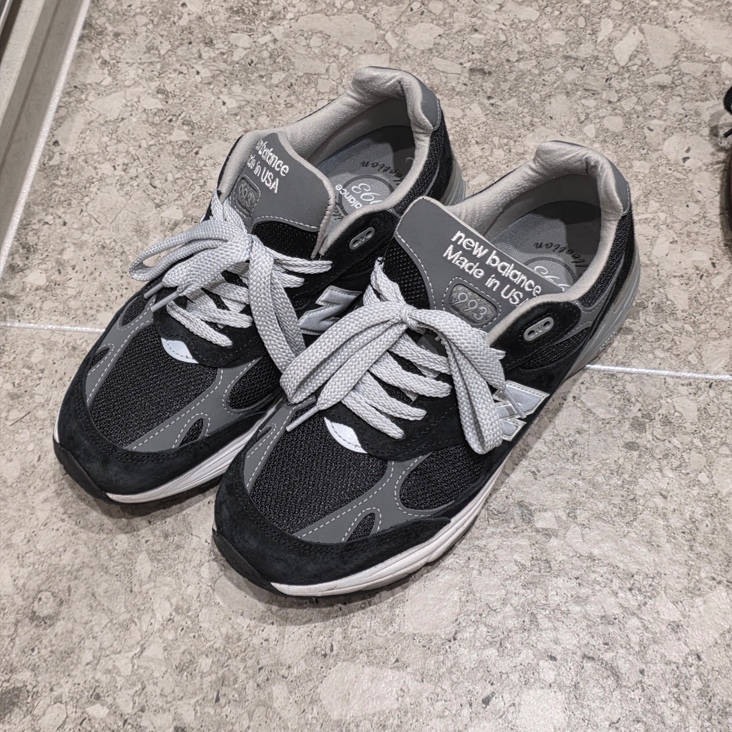 New Balance 993 Made in USA Black - D Standard 착용 스타일