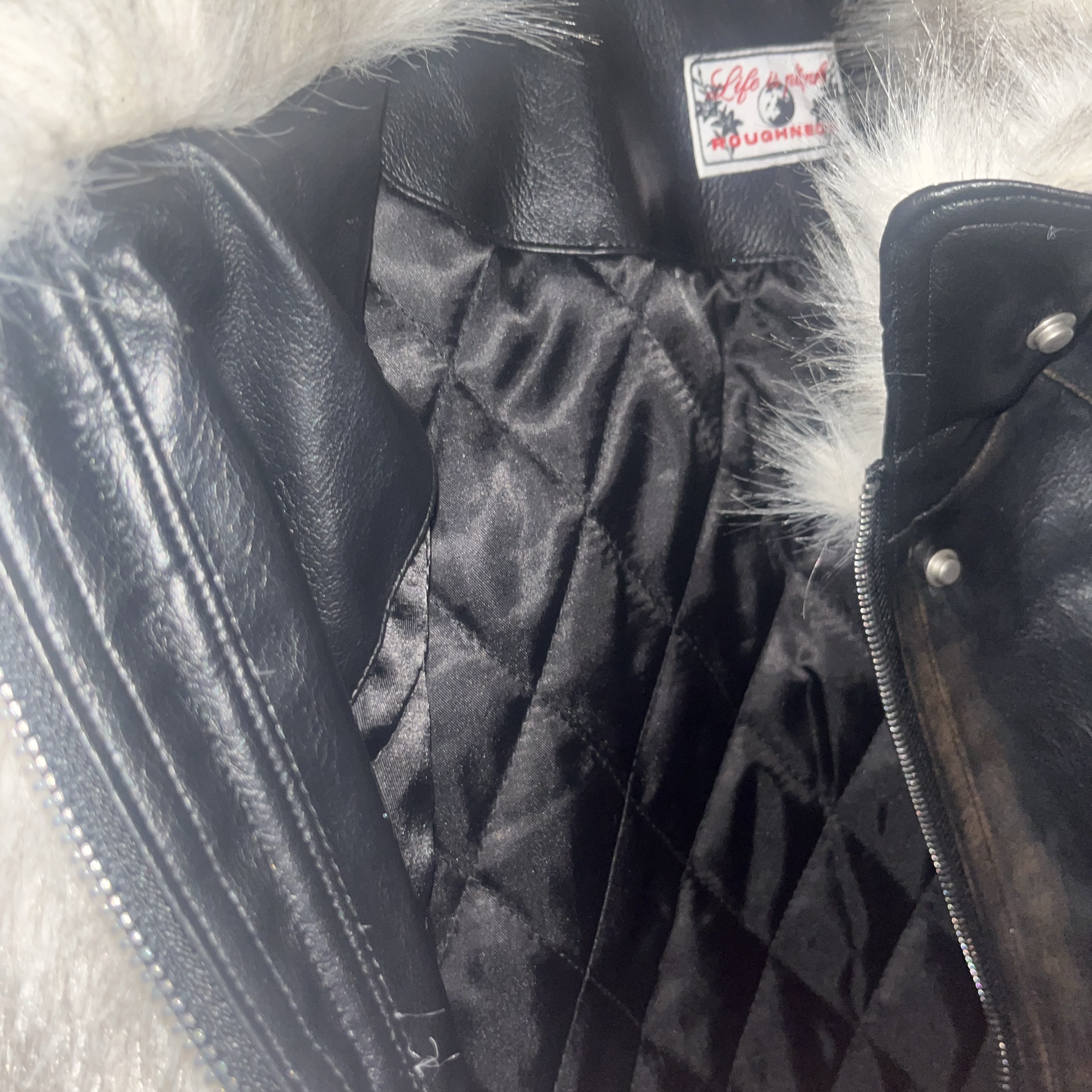 Roughneck Washed leather mustang jacket 착용 스타일 - 4