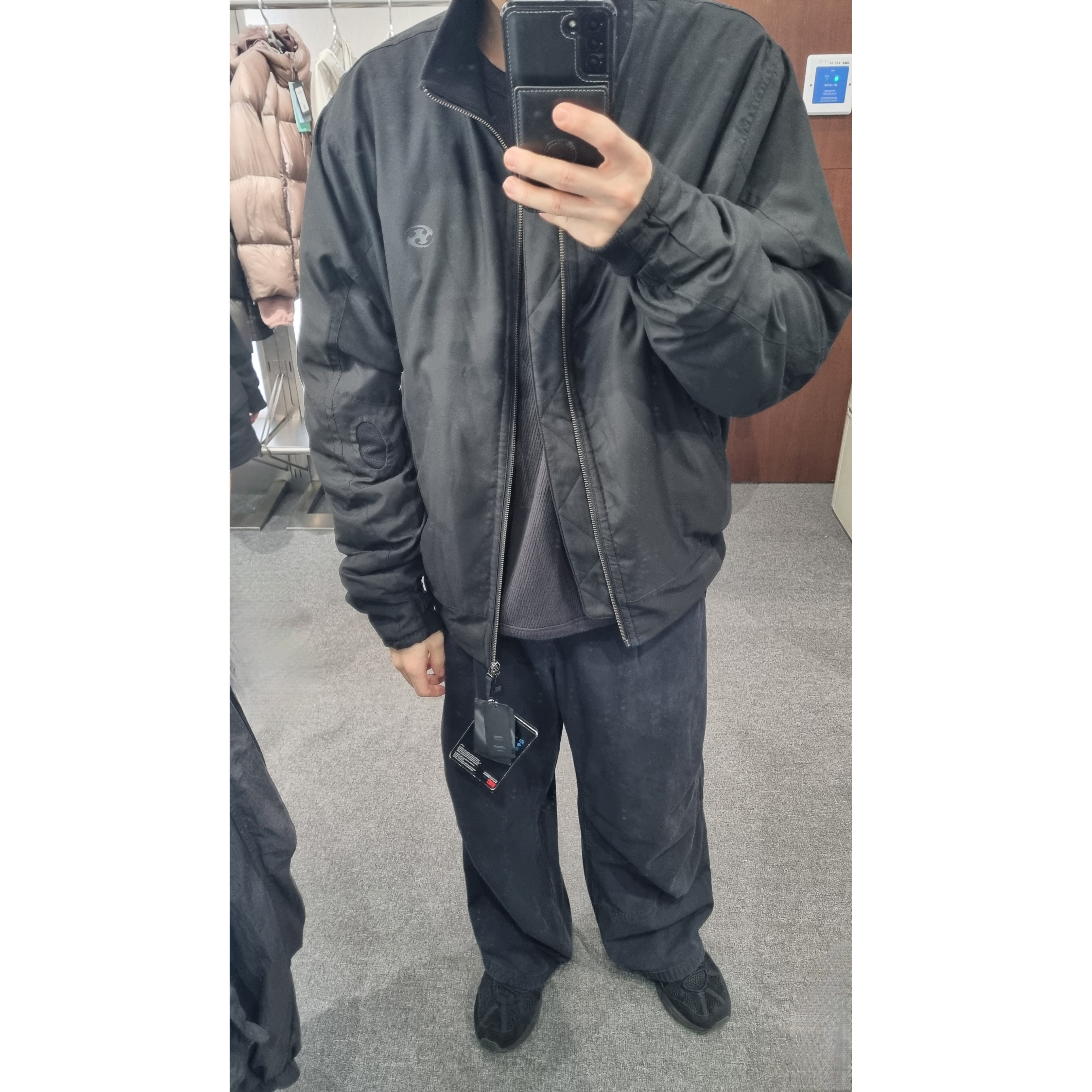 Sansan Gear Bomber Jacket Black, Asics Gel-Sonoma 15-50 Black 착용 스타일 - 1