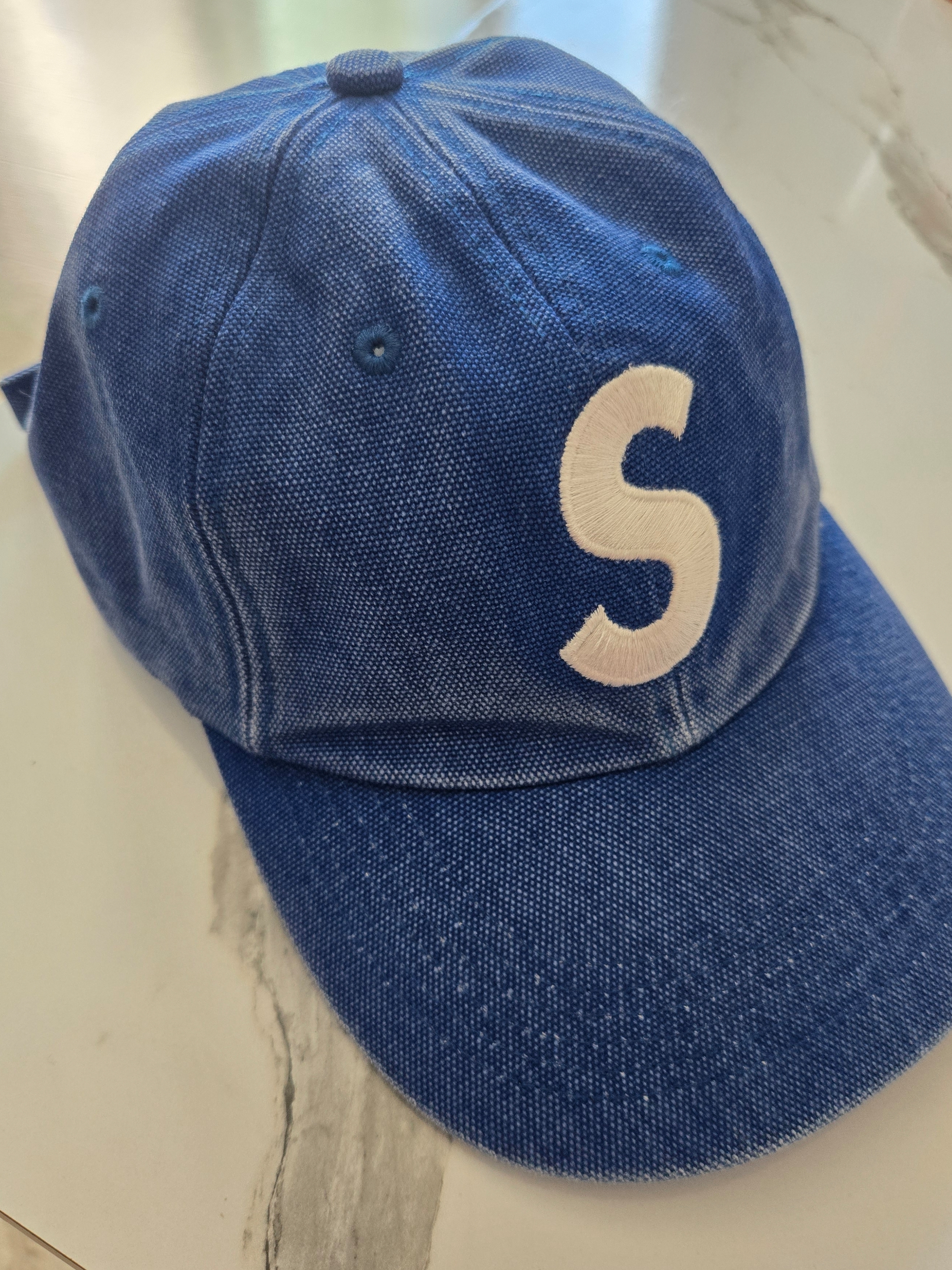 Supreme Pigment Canvas S Logo 6-Panel Navy - 23SS 착용 스타일 - 1