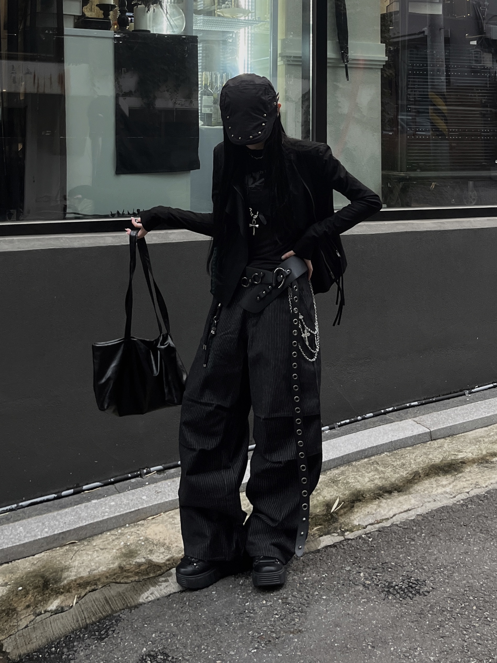 SLOW RECORD HOUSE Double Pintuck Stripe Denim Pants 착용 스타일 - 9