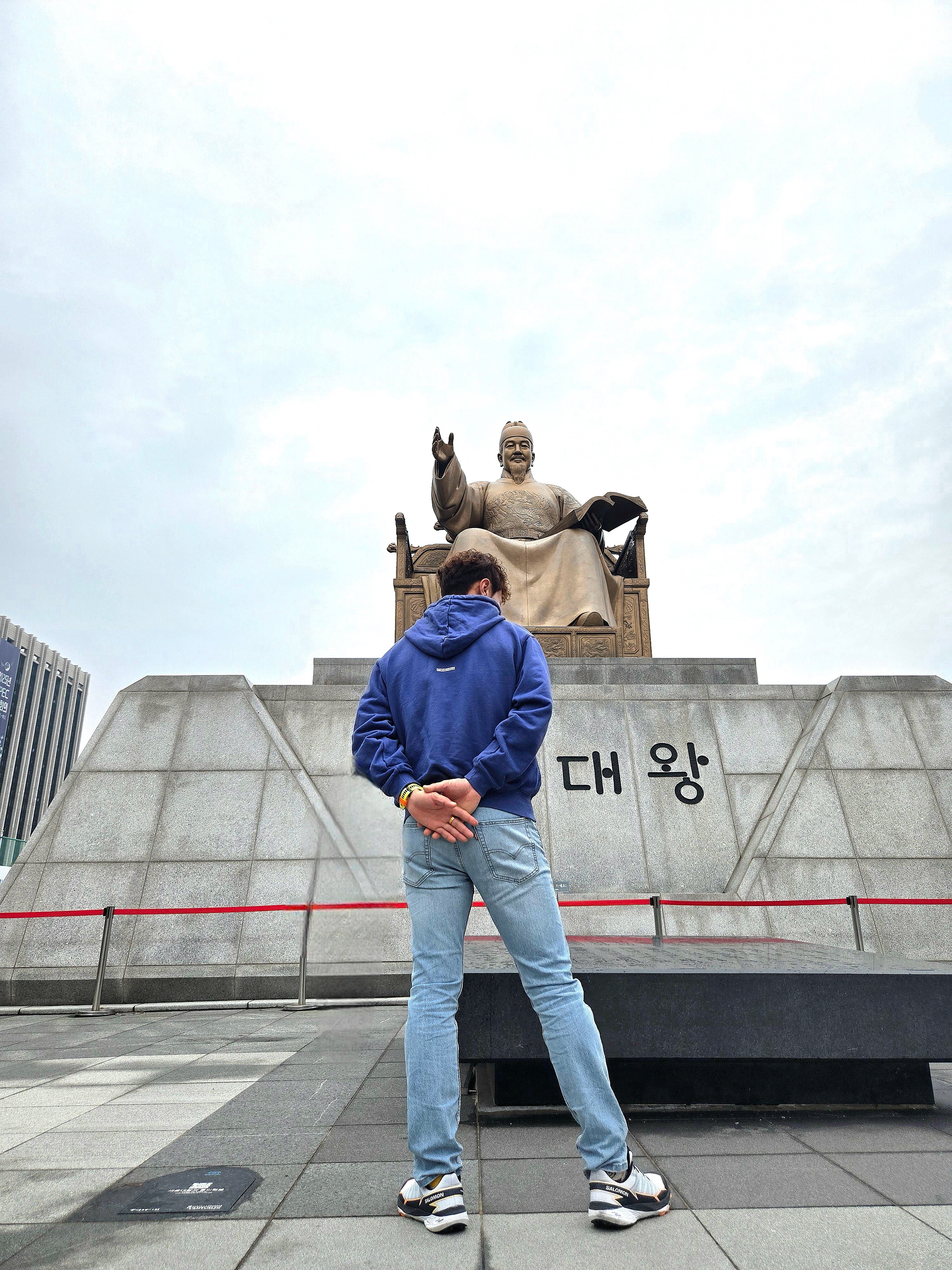 Thevinylhouse Angel Of Death Hoodie Navy 착용 스타일