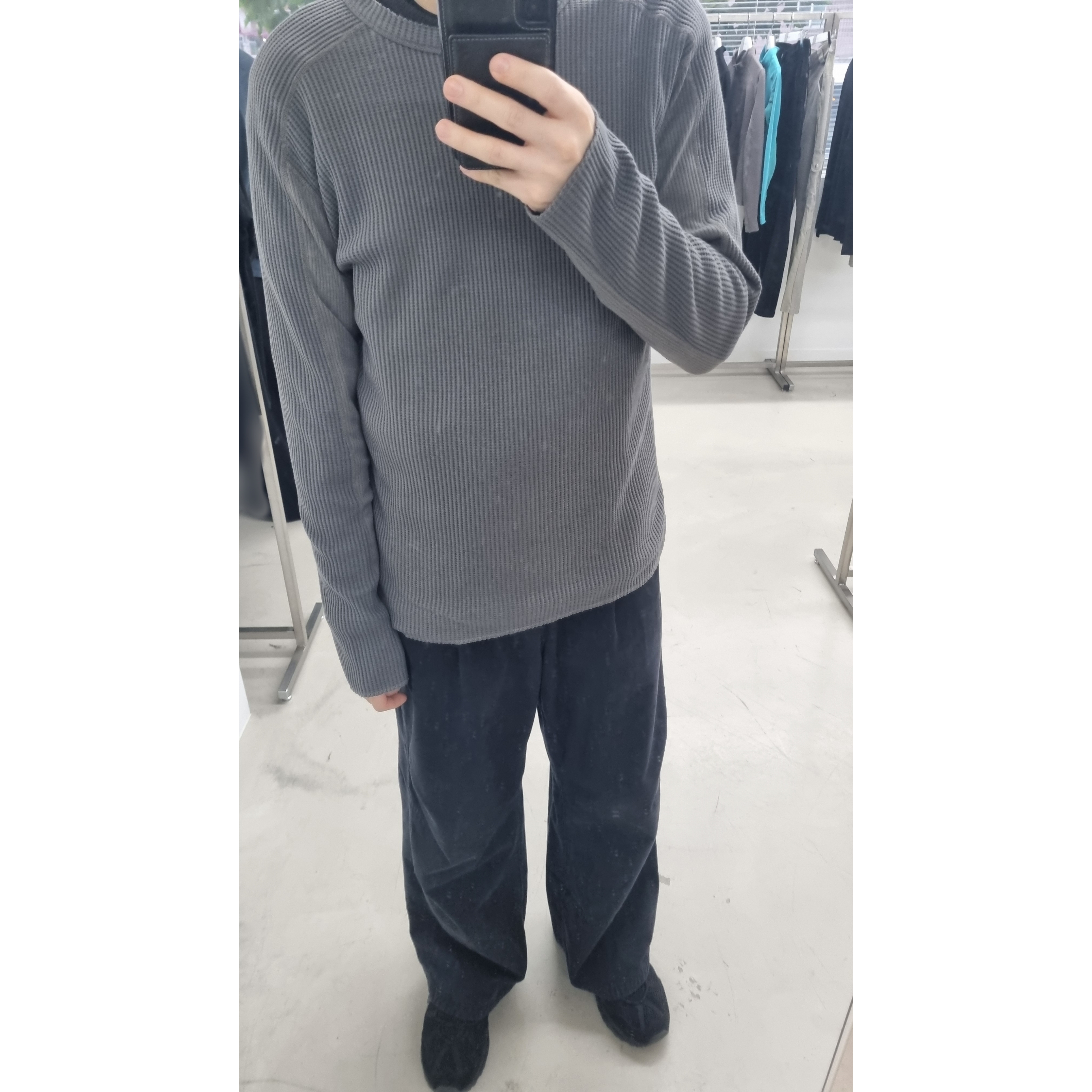 Ignota Core:13 Cut LS T Charcoal, Asics Gel-Sonoma 15-50 Black 착용 스타일 - 1