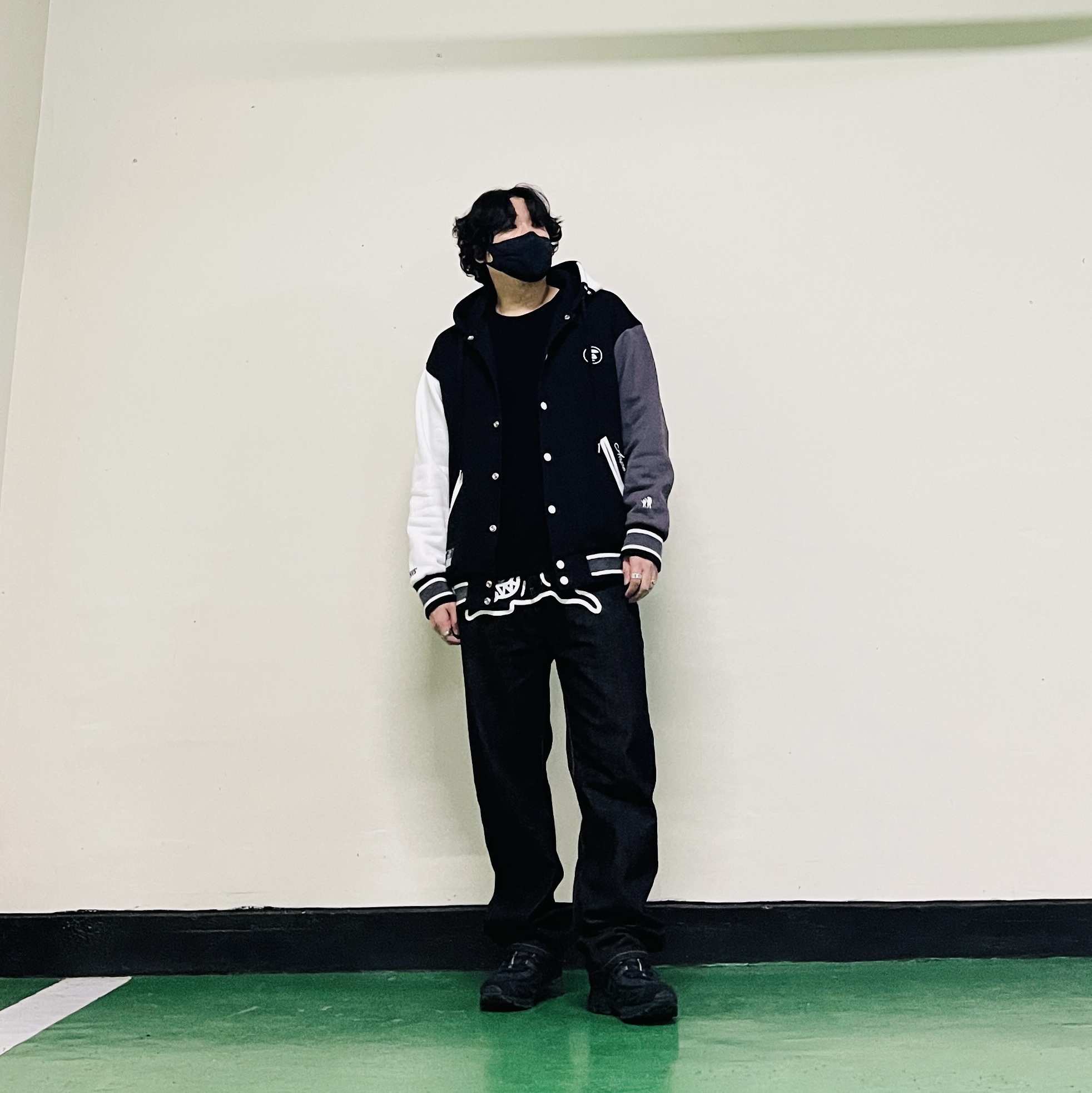 Adidas x Song for the Mute Shadowturf Core Black Night Grey 착용 스타일 - 4