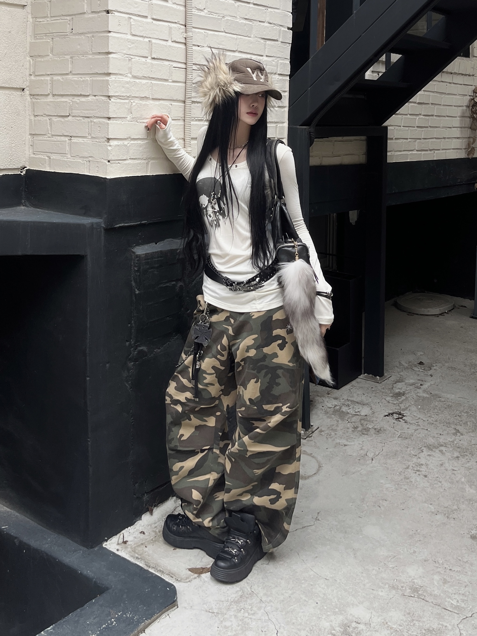 SLOW RECORD HOUSE Double Pintuck Cotton Pants Camo Vintage Green 착용 스타일 - 8