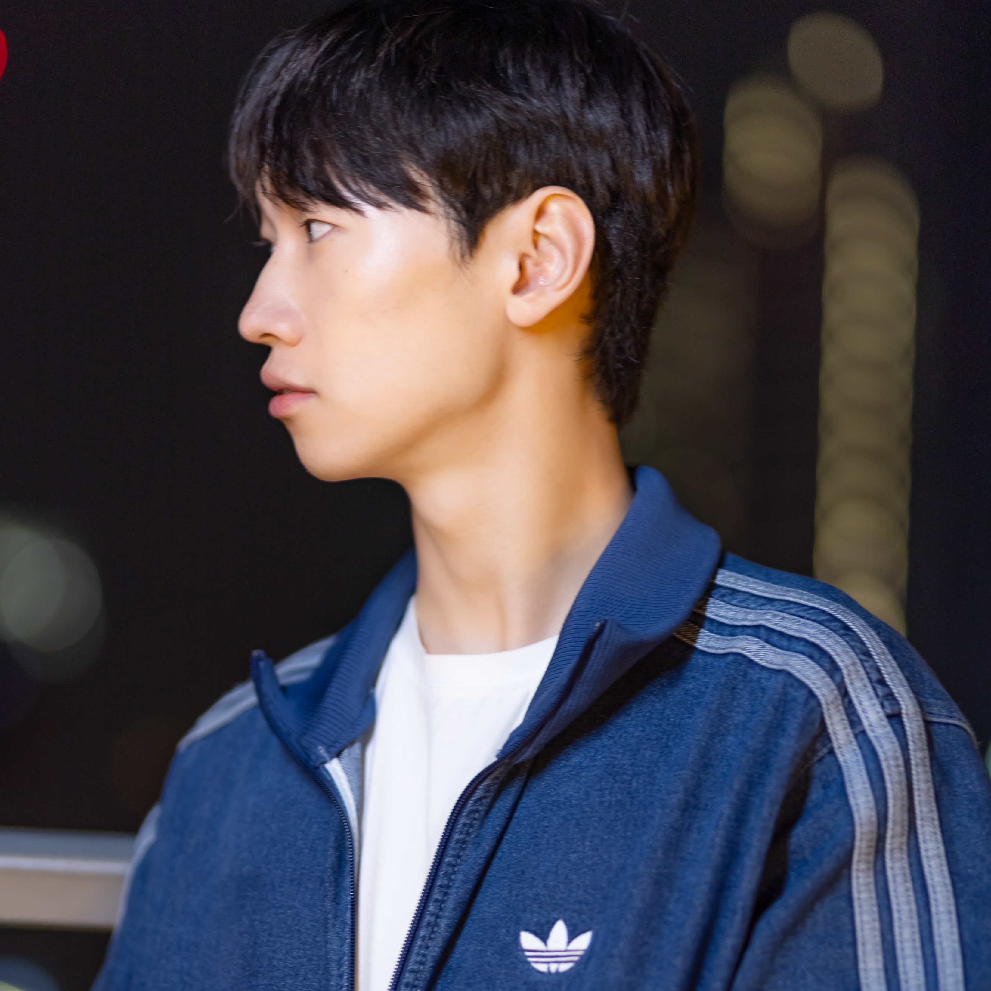 Adidas Adicolor Denim Firebird Track Top Medium Blue Denim - KR Sizing, Adidas Superstar 82 Black White 착용 스타일 - 3