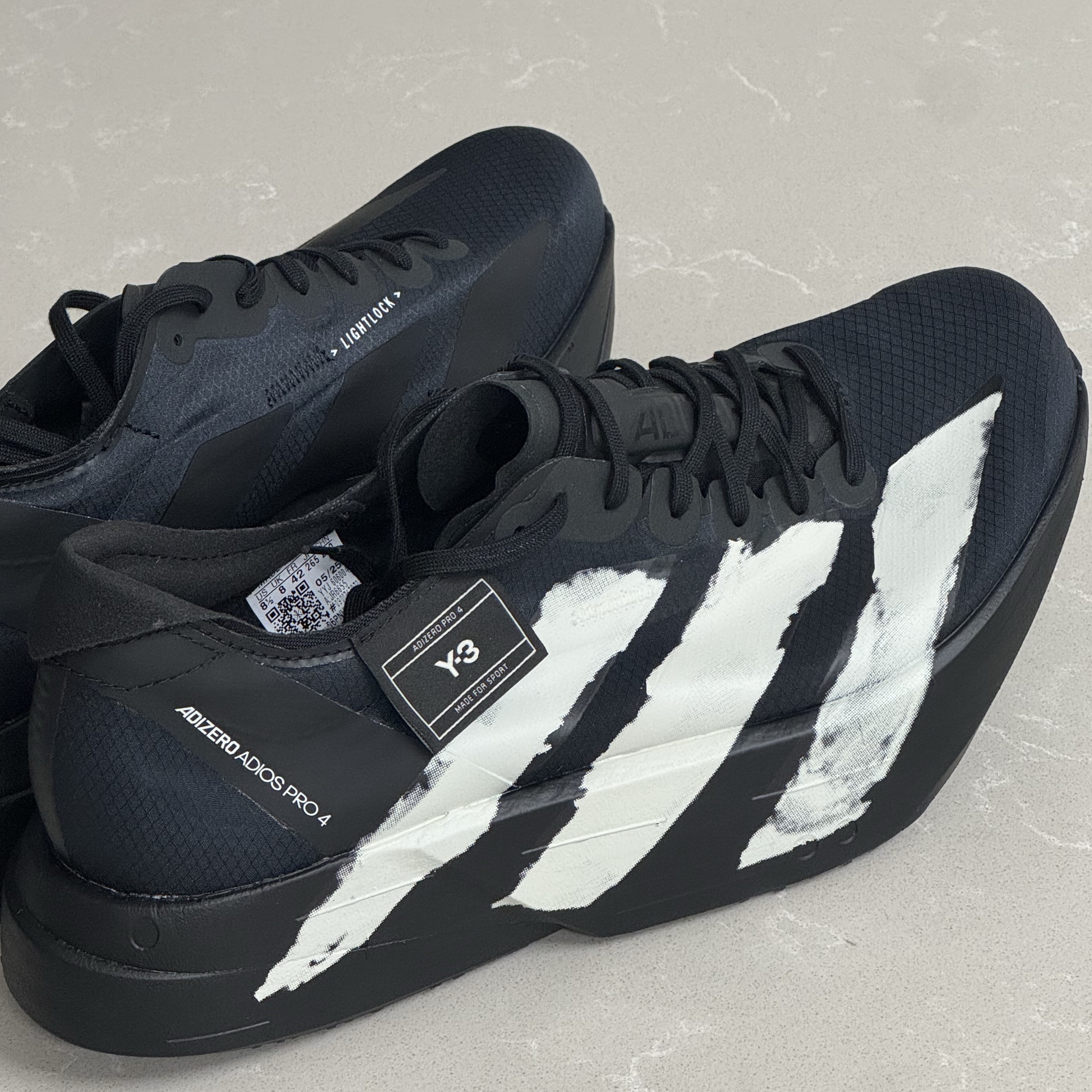 Y-3 Adios Pro 4 Black Off White, UVU Half Tights Black 착용 스타일 - 3