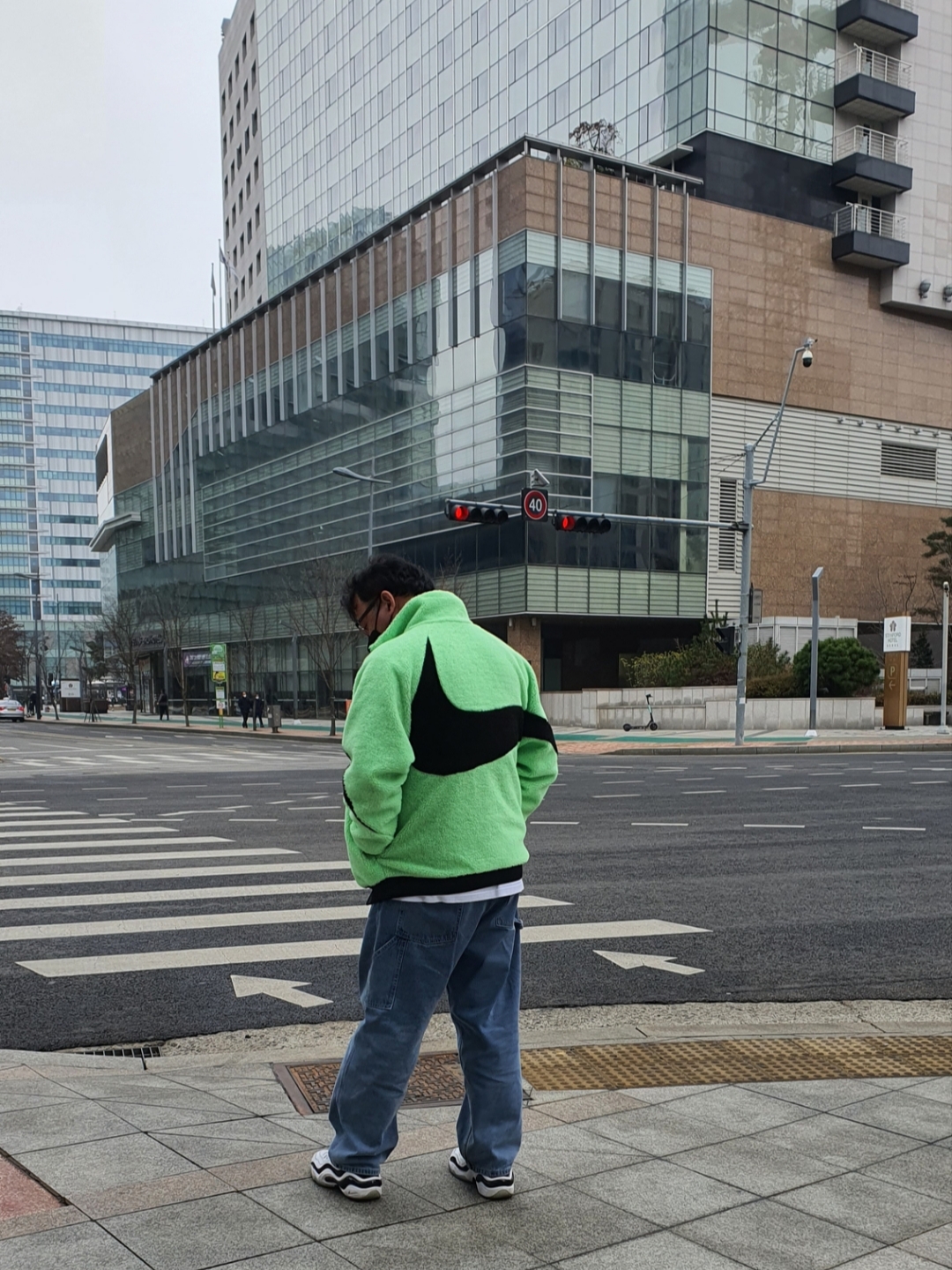 Nike Air Zoom Flight 96 Olympic 2016, Nike Big Swoosh Full Zip Jacket Green Black 착용 스타일