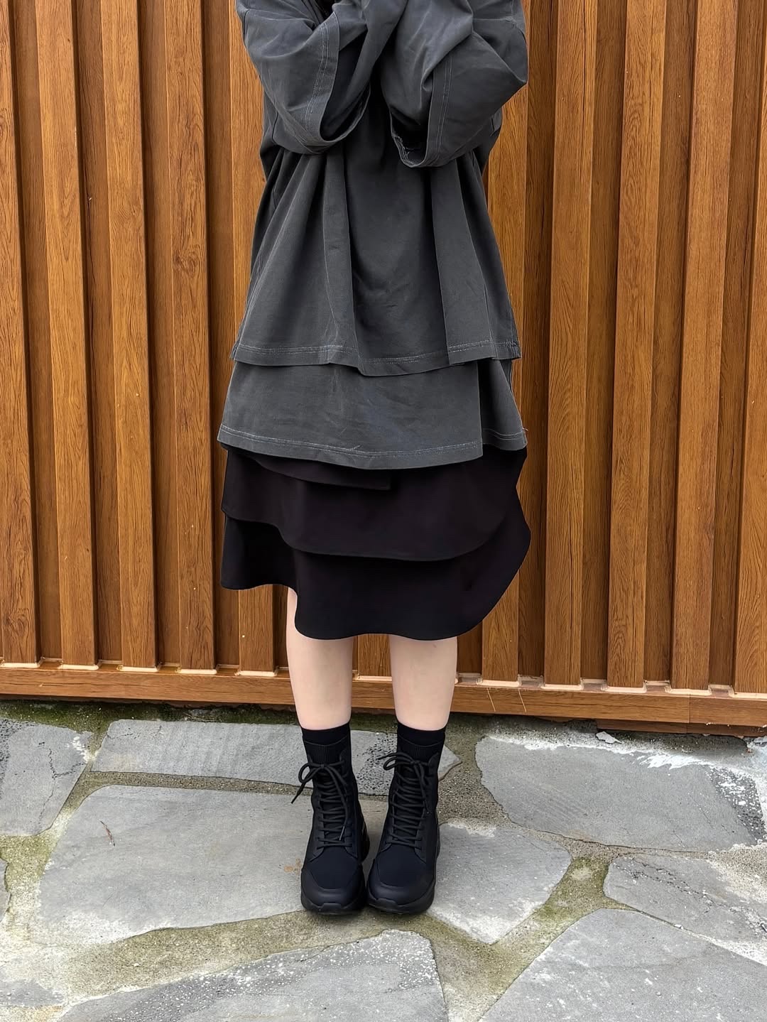 SSERPE Flame Star Layered Long Sleeve T Light Blue, SSERPE Flame Star Layered Long Sleeve T Pigment Charcoal 착용 스타일 - 3
