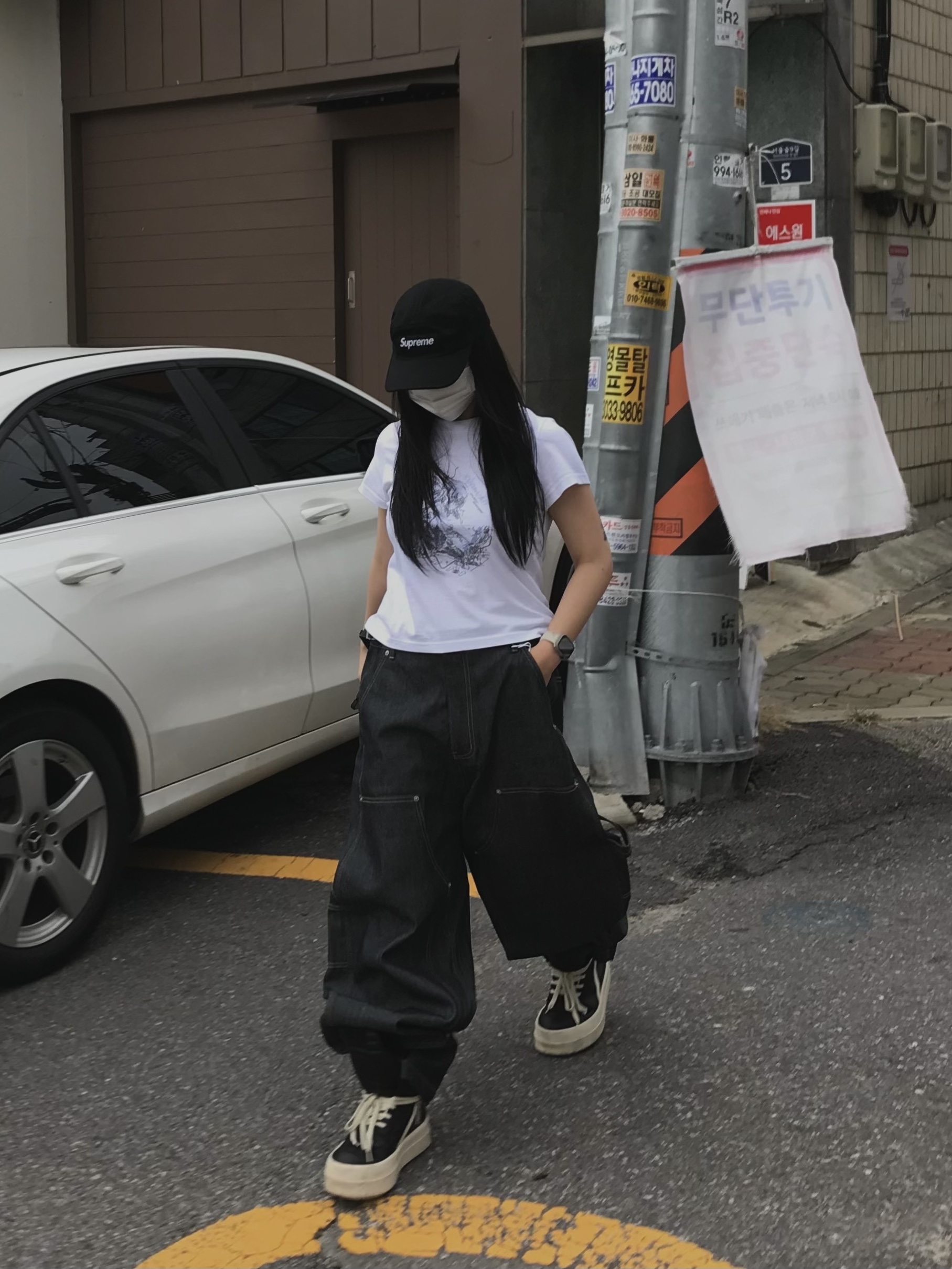 Supreme Washed Chino Twill Camp Cap Black, Sansan Gear Women Xunhuan T-Shirt White 착용 스타일 - 4