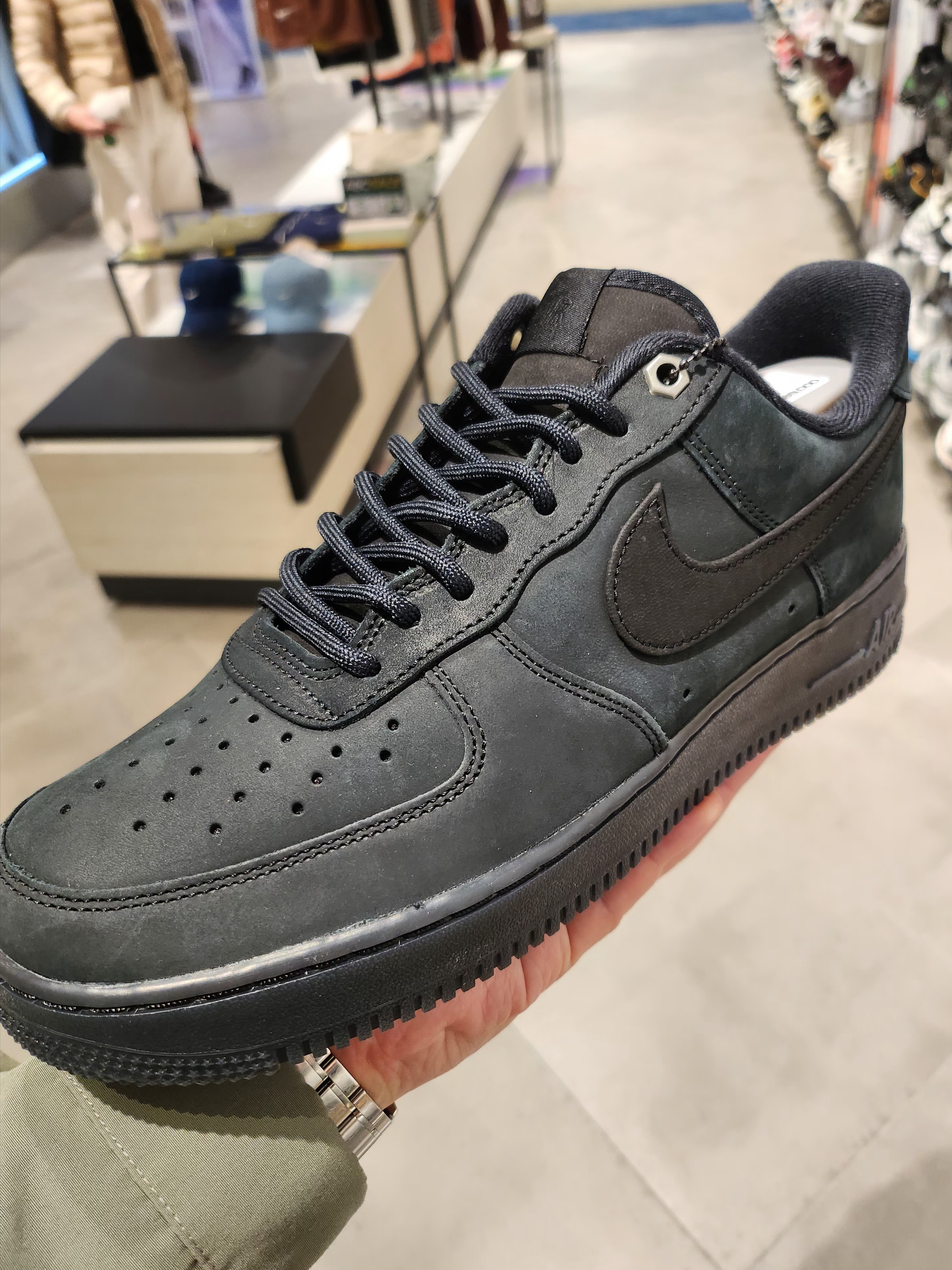 Nike Air Force 1 '07 WB Black 착용 스타일