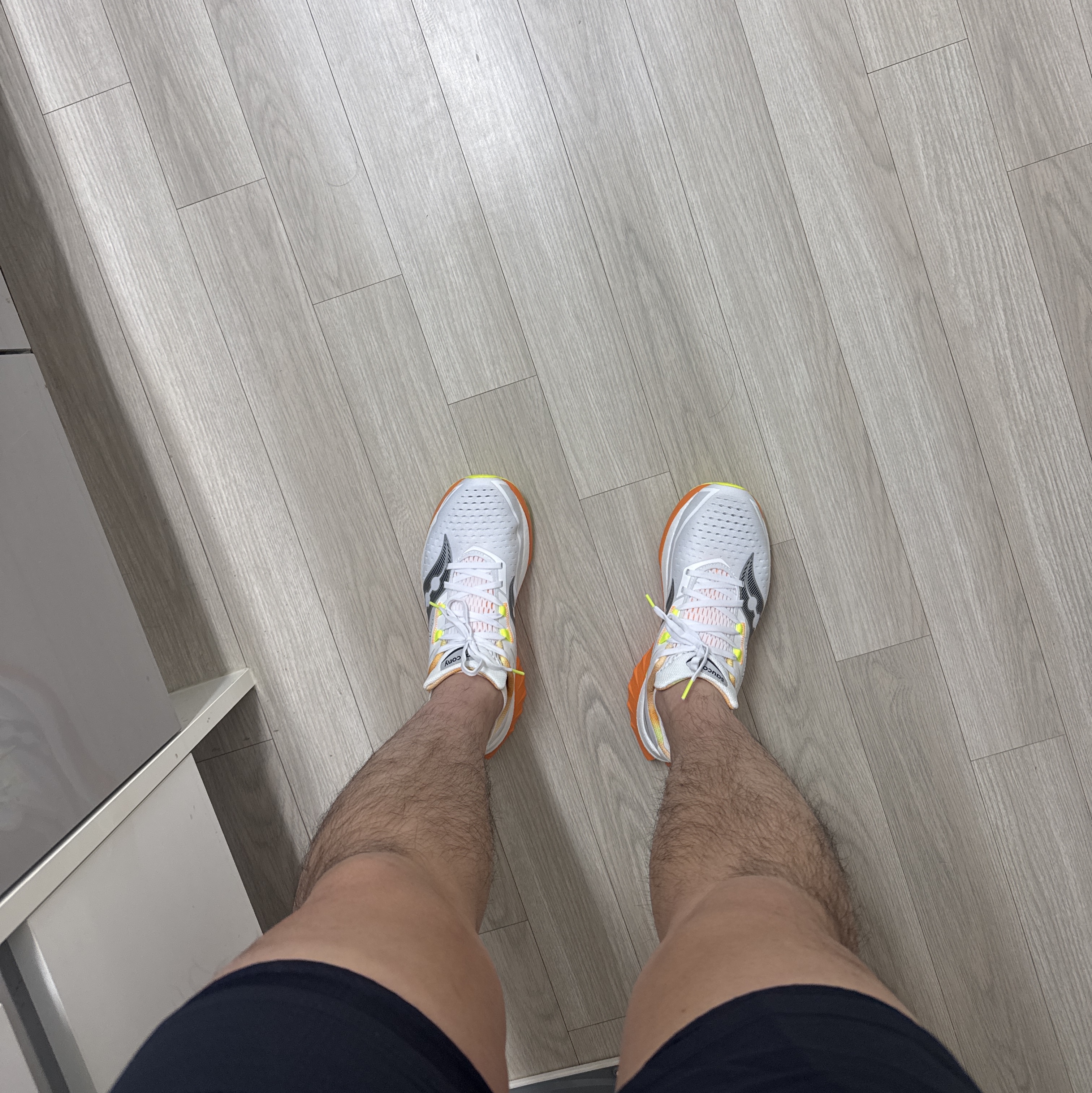 Saucony Endorphin Speed 4 White Peel 착용 스타일
