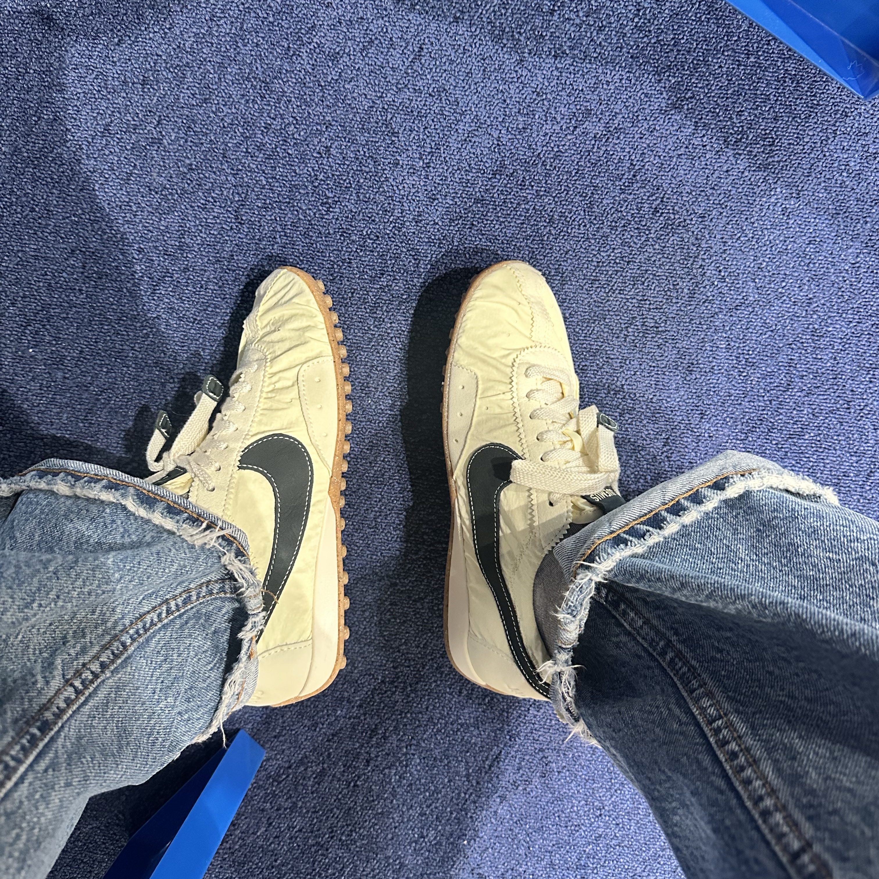 Nike x Jacquemus Moon Shoe SP Alabaster Off Noir 착용 스타일
