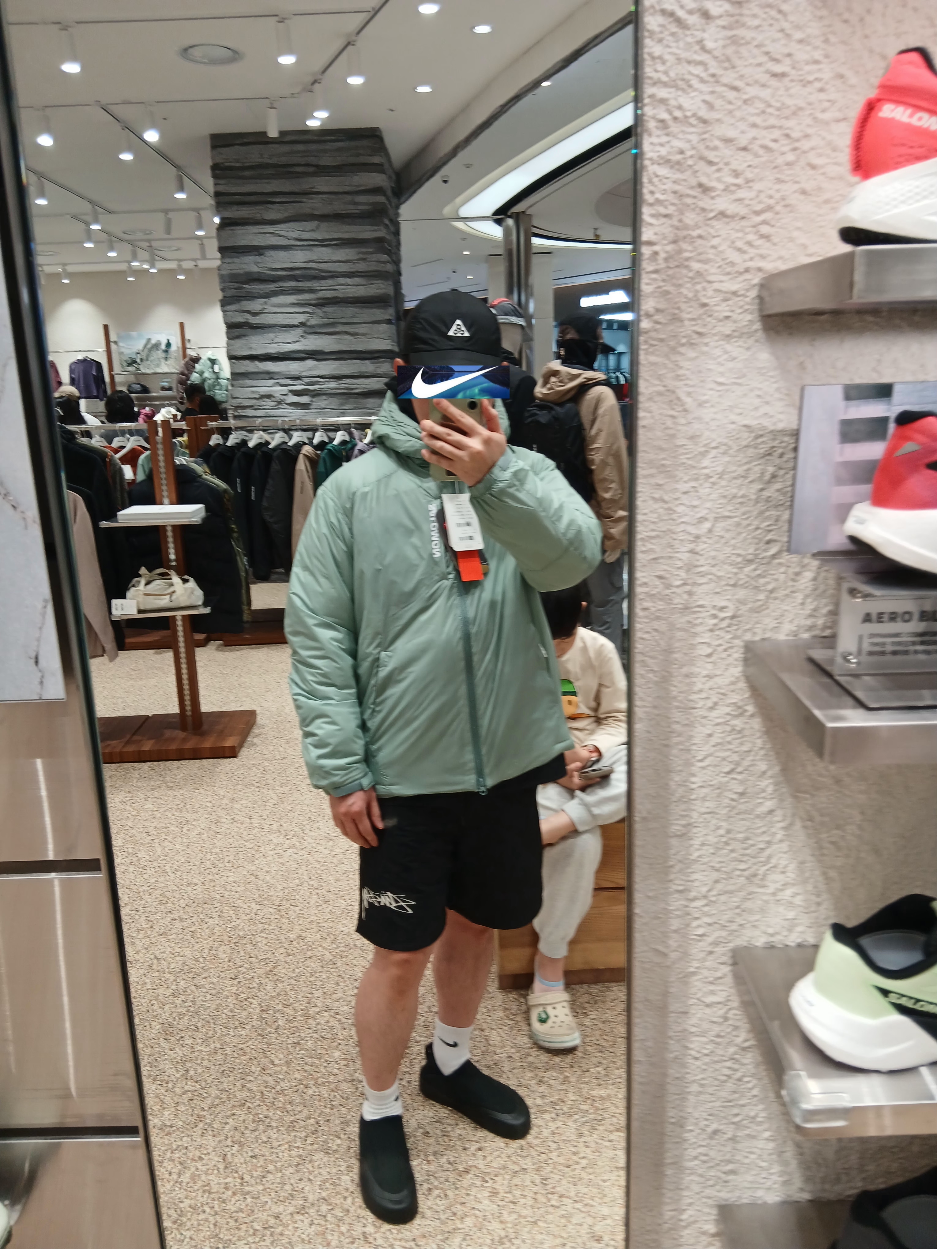Nike ACG Trail Cap Black, Arc'teryx Kragg Black 착용 스타일 - 4