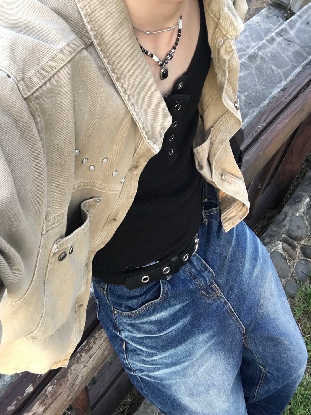 SSERPE Starry Night Washed Wide Denim Pants Blue 착용 스타일 - 2