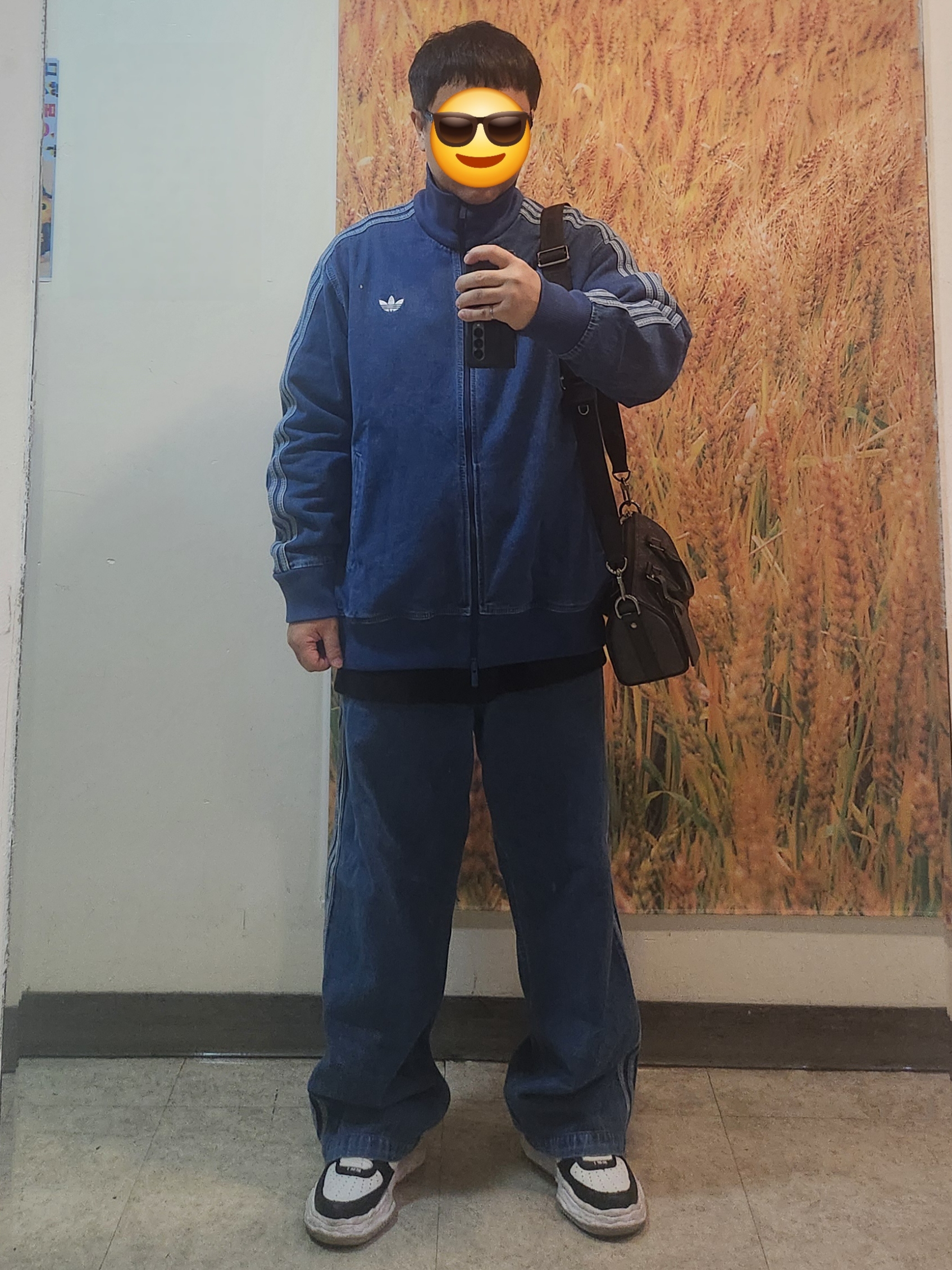Adidas Adicolor Denim Firebird Track Top Medium Blue Denim - KR Sizing, Adidas Adicolor Denim Firebird Pants Medium Blue Denim - KR Sizing 착용 스타일