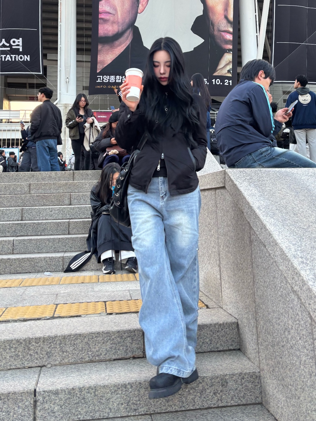 LOSTGARDEN Route Black 착용 스타일 - 1
