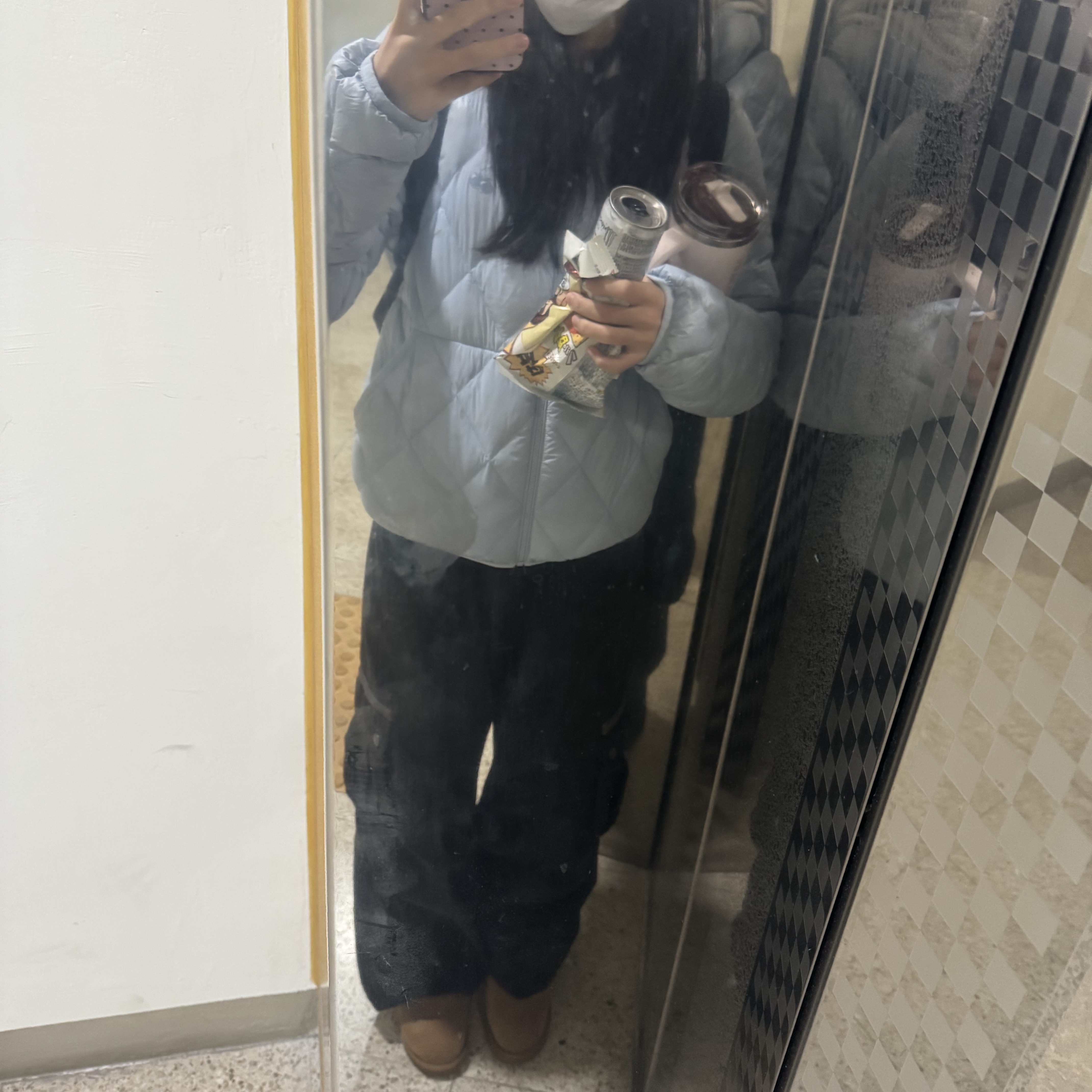 UGG Classic Mini Boots Chestnut 착용 스타일
