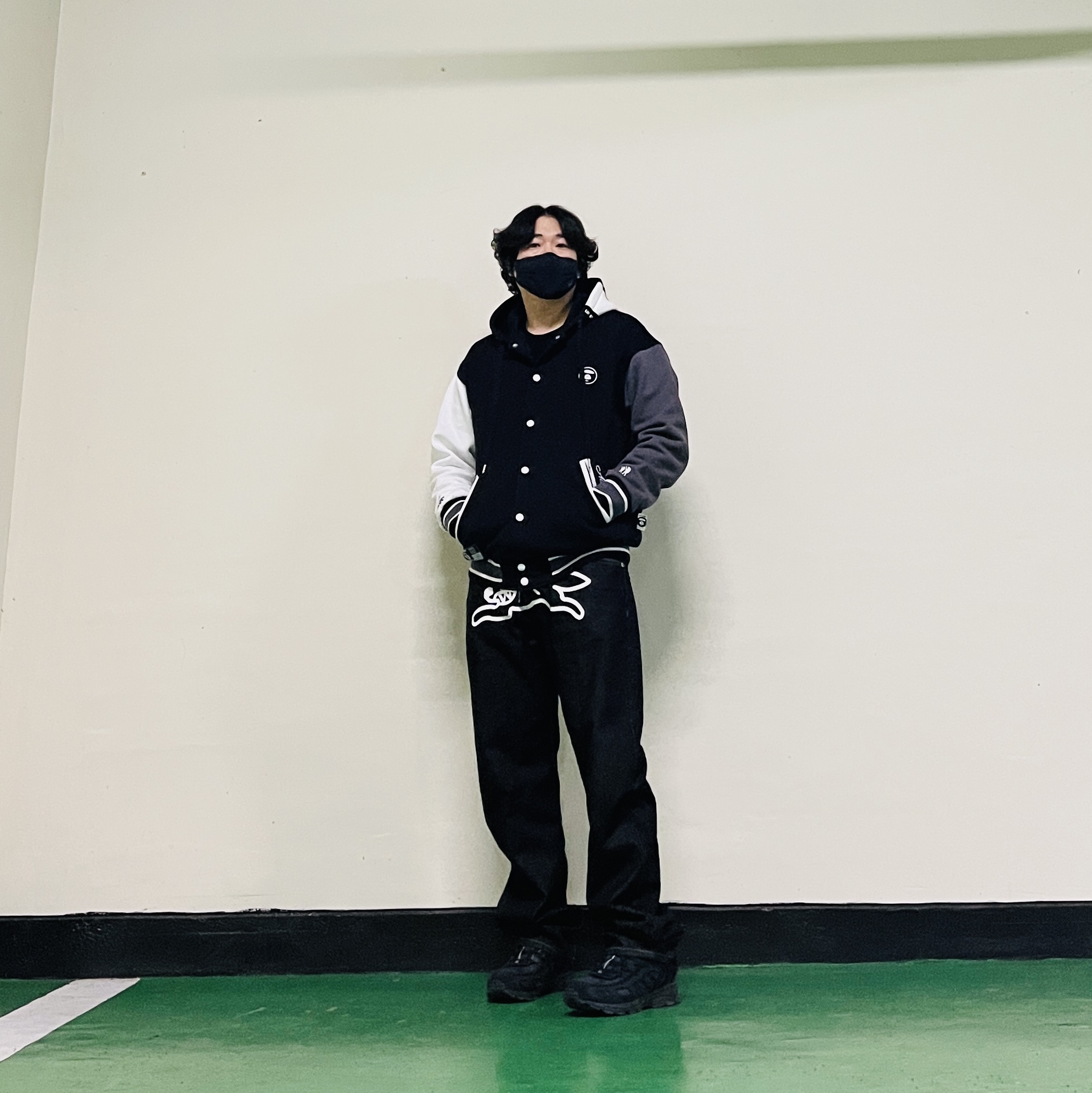 Adidas x Song for the Mute Shadowturf Core Black Night Grey 착용 스타일 - 2