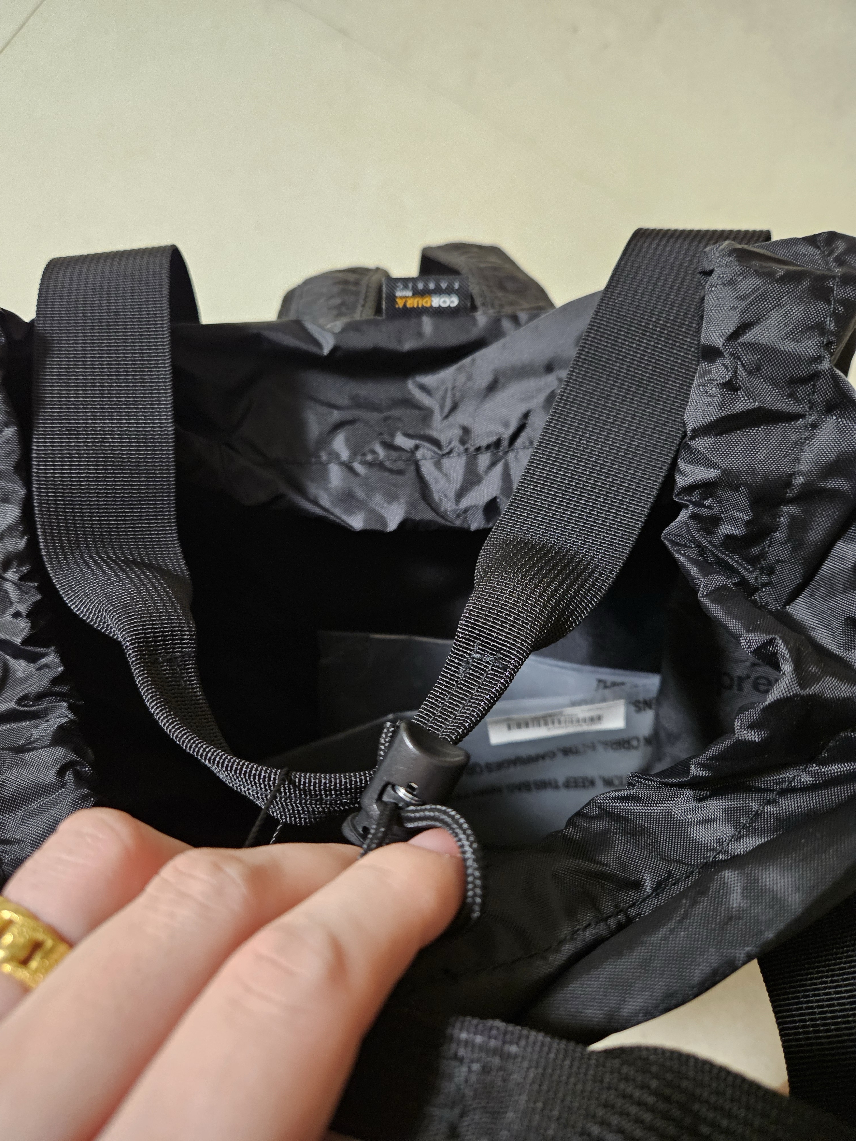 Supreme Tote Backpack Black - 19SS 착용 스타일 - 3