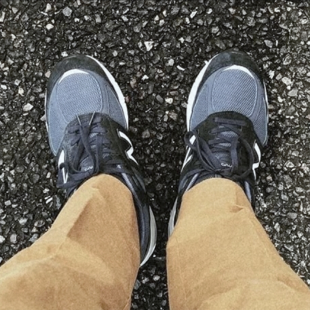 New Balance 990v5 Made in USA Navy - D Standard 착용 스타일