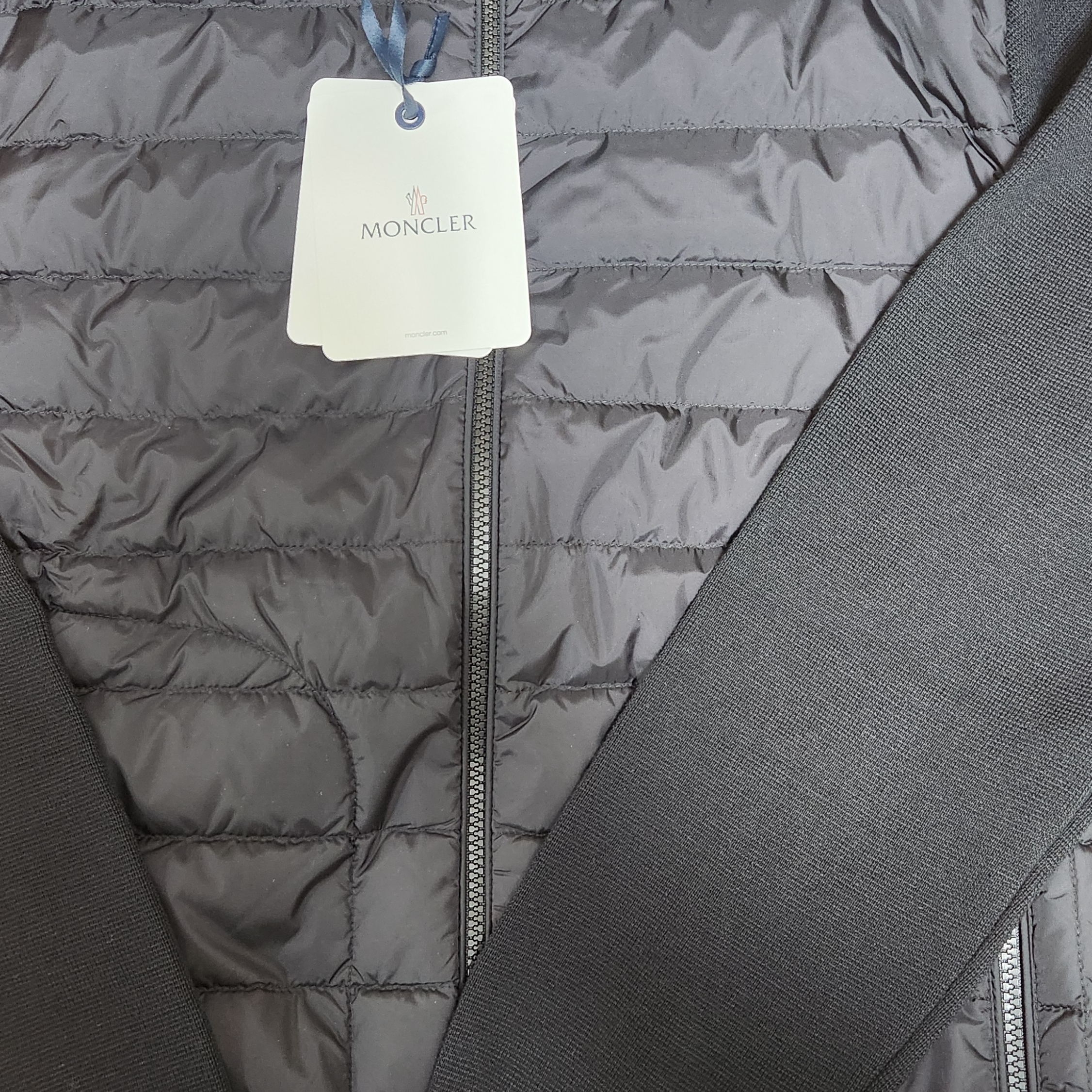 Moncler Padded Zip Up Cardigan Black - 25FW 착용 스타일 - 2