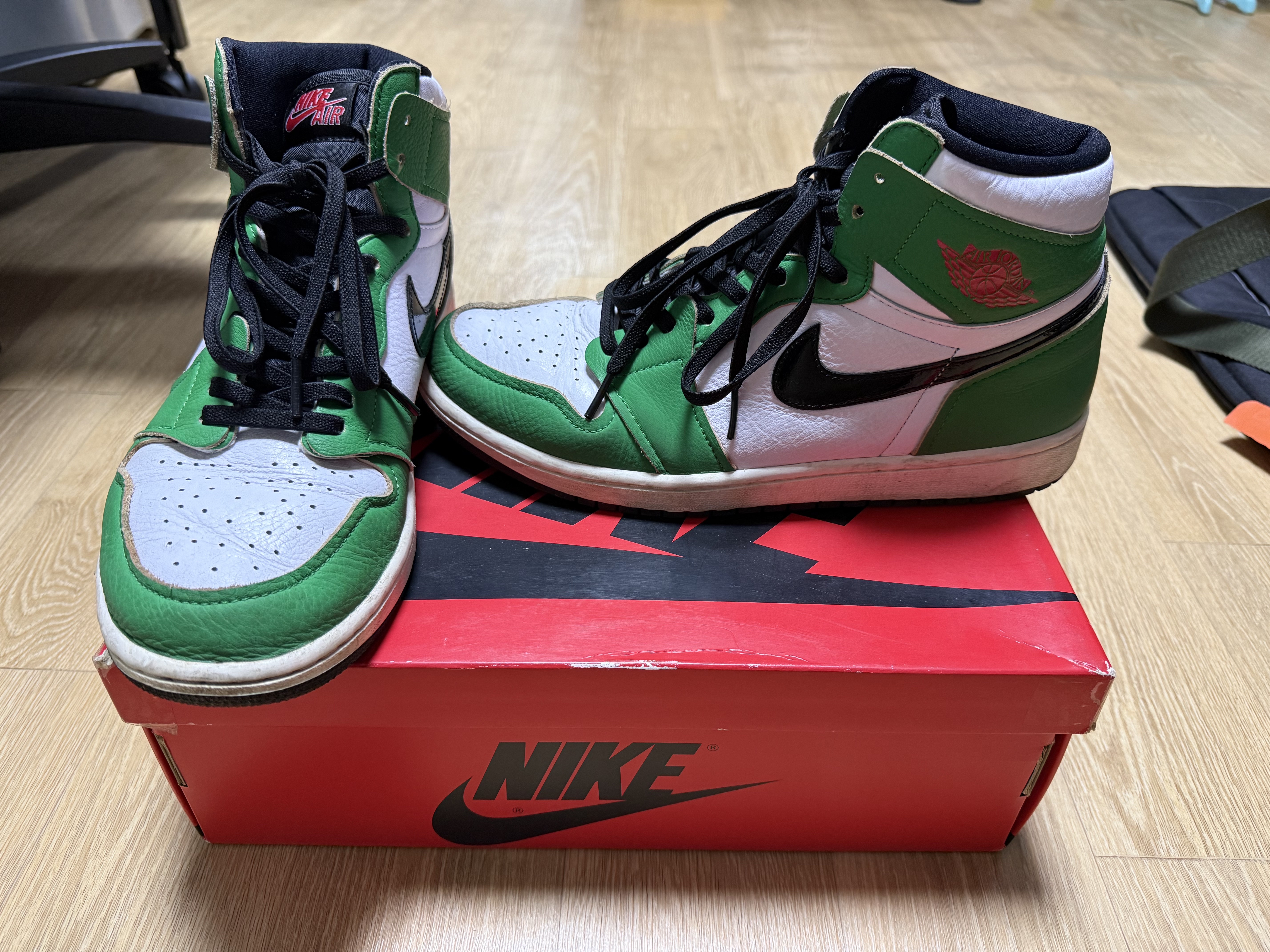 (W) Jordan 1 Retro High OG Lucky Green 착용 스타일