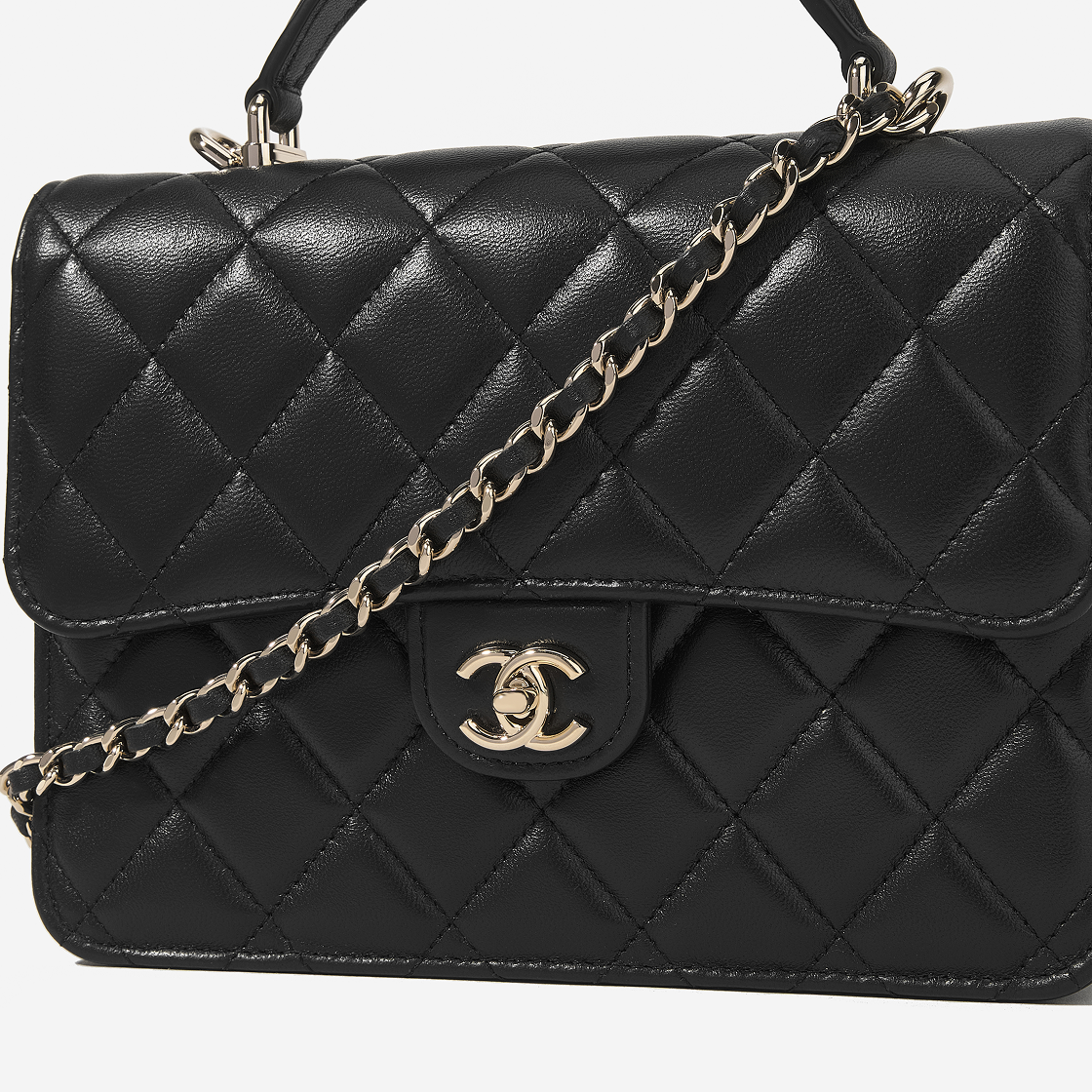 샤넬 스몰 백팩 램스킨 & 골드 메탈 블랙(Chanel Small Backpack Lambskin & Gold Black) - 2