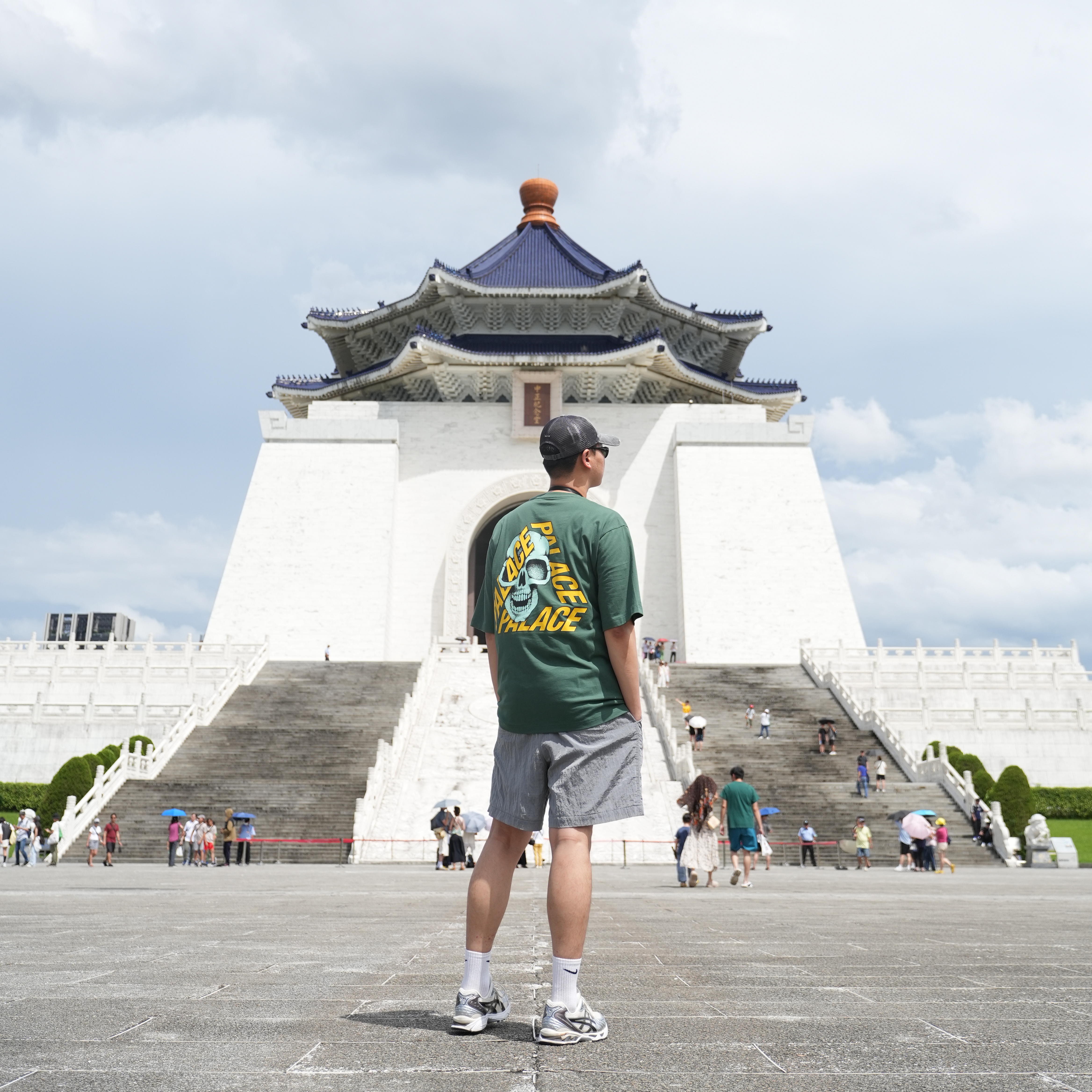 Palace P3 Skull T-Shirt Racey Green - 25SS 착용 스타일