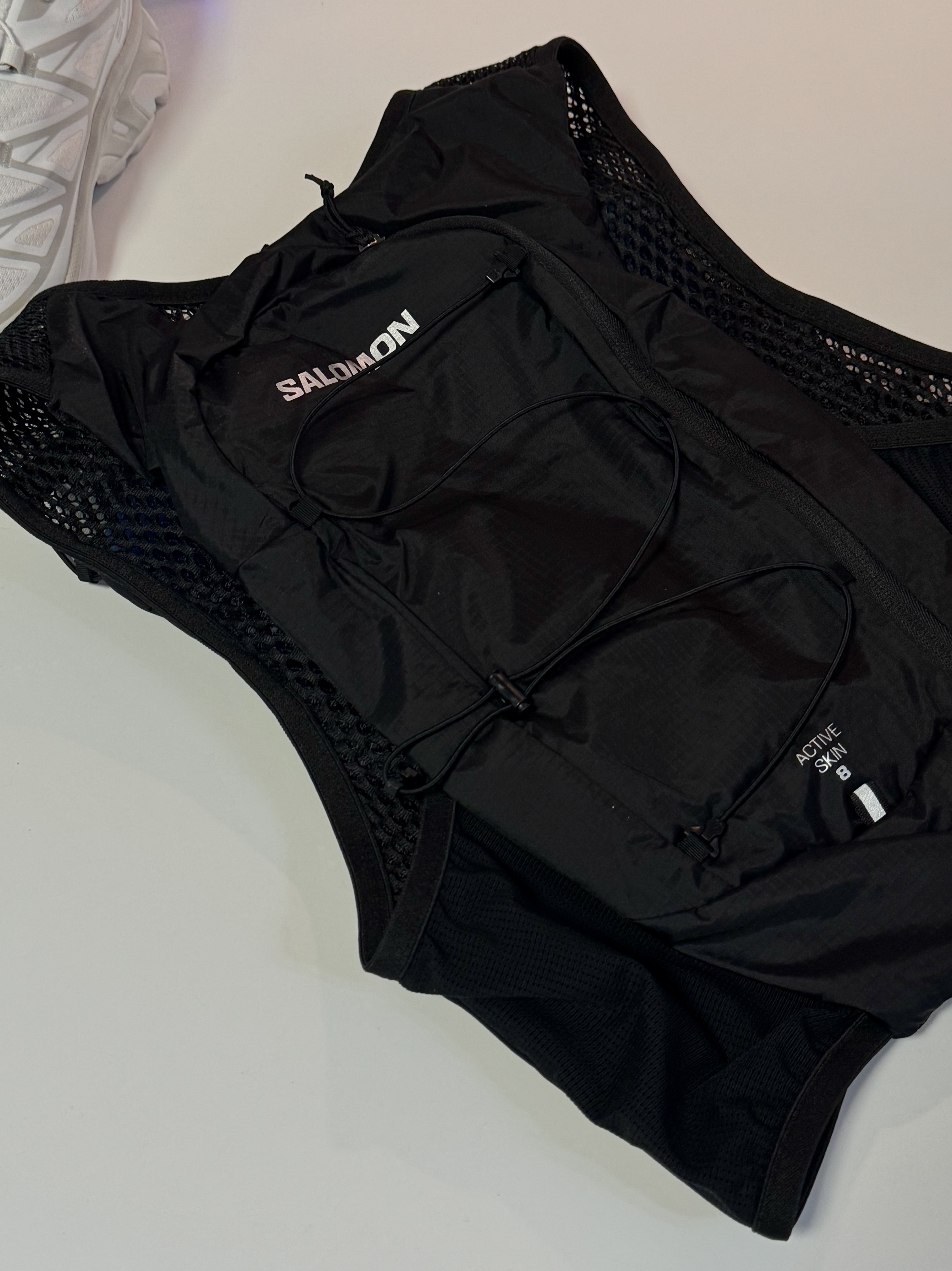 Salomon Active Skin 8 Set Black, Salomon Active Skin 8 Set Black Metal 착용 스타일 - 2