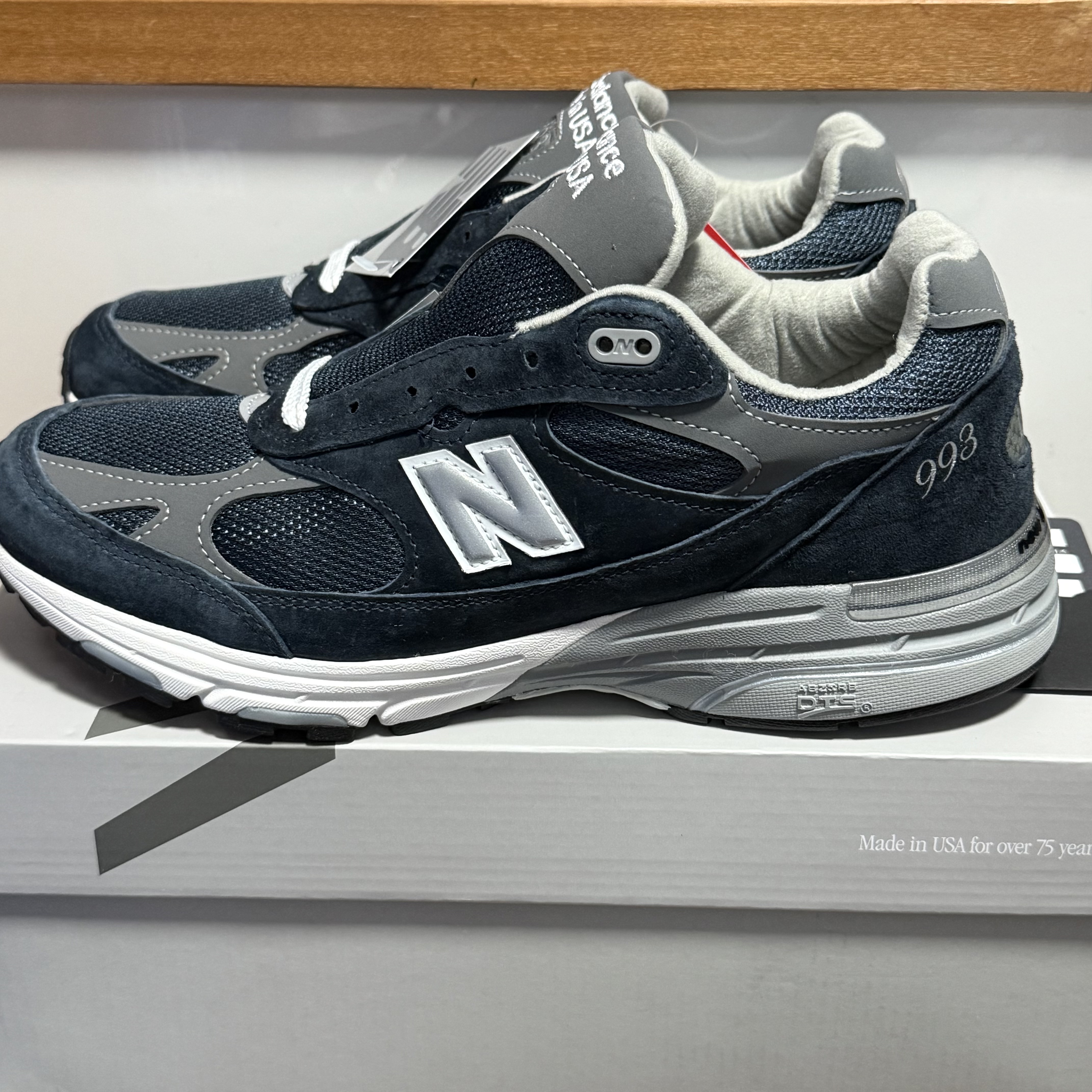 New Balance 993 Made in USA Navy - D Standard 착용 스타일