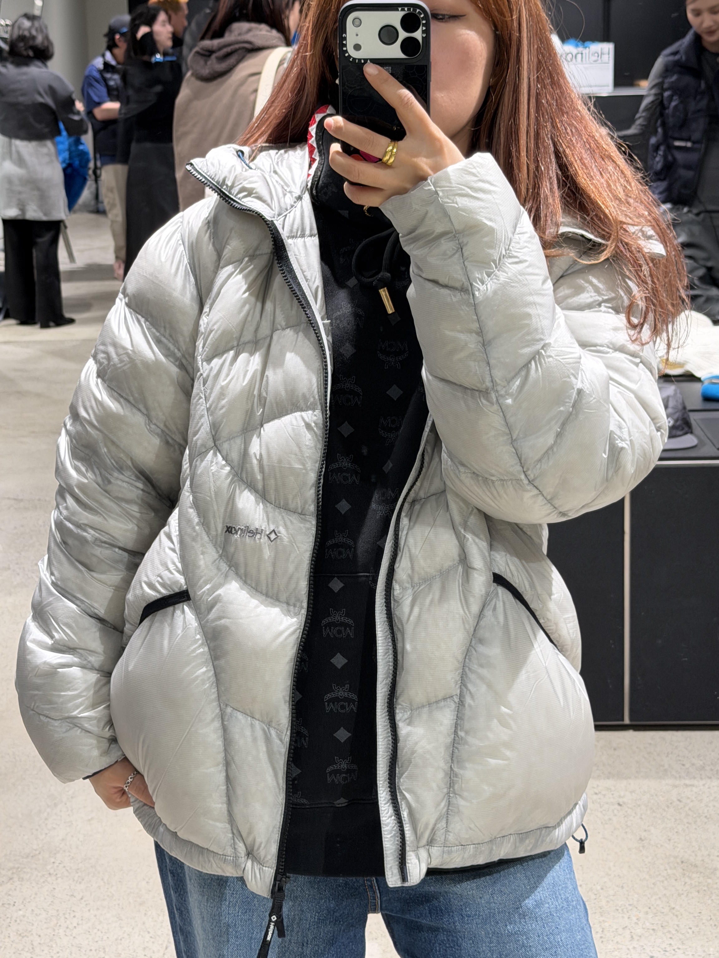 Helinox Wear Eclipse Pack Down Jacket Light Gray 착용 스타일 - 3