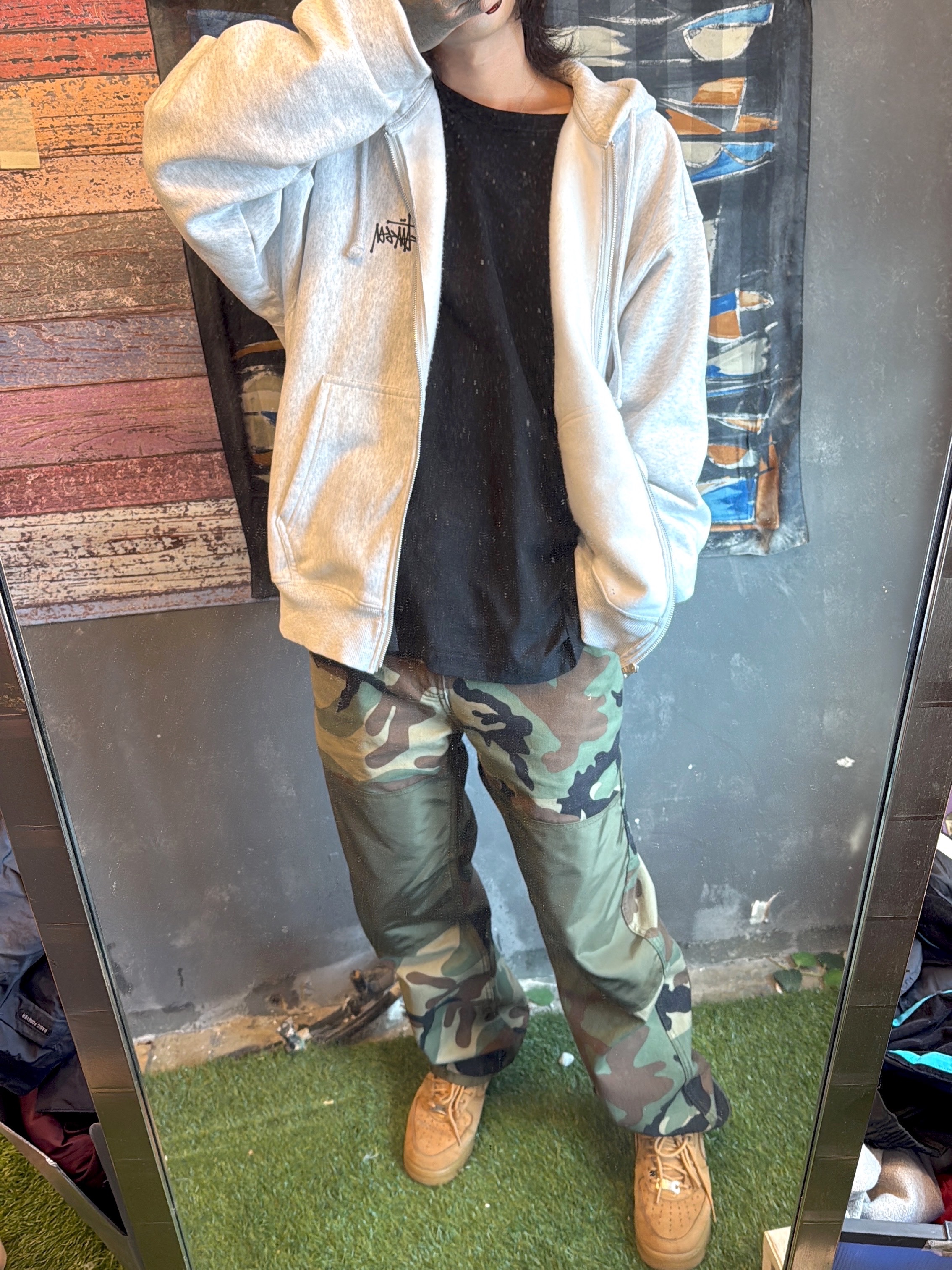 Stussy Utility Pants Woodland Camo 착용 스타일