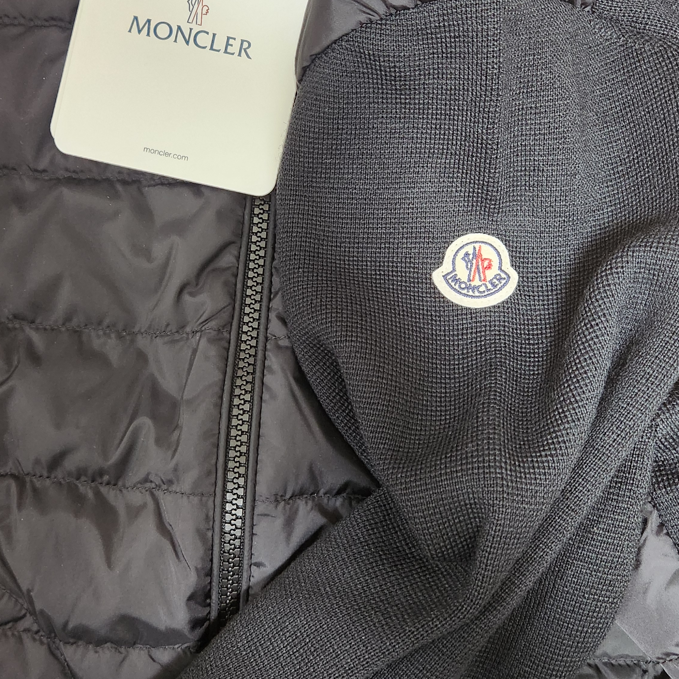 Moncler Padded Zip Up Cardigan Black - 25FW 착용 스타일 - 1