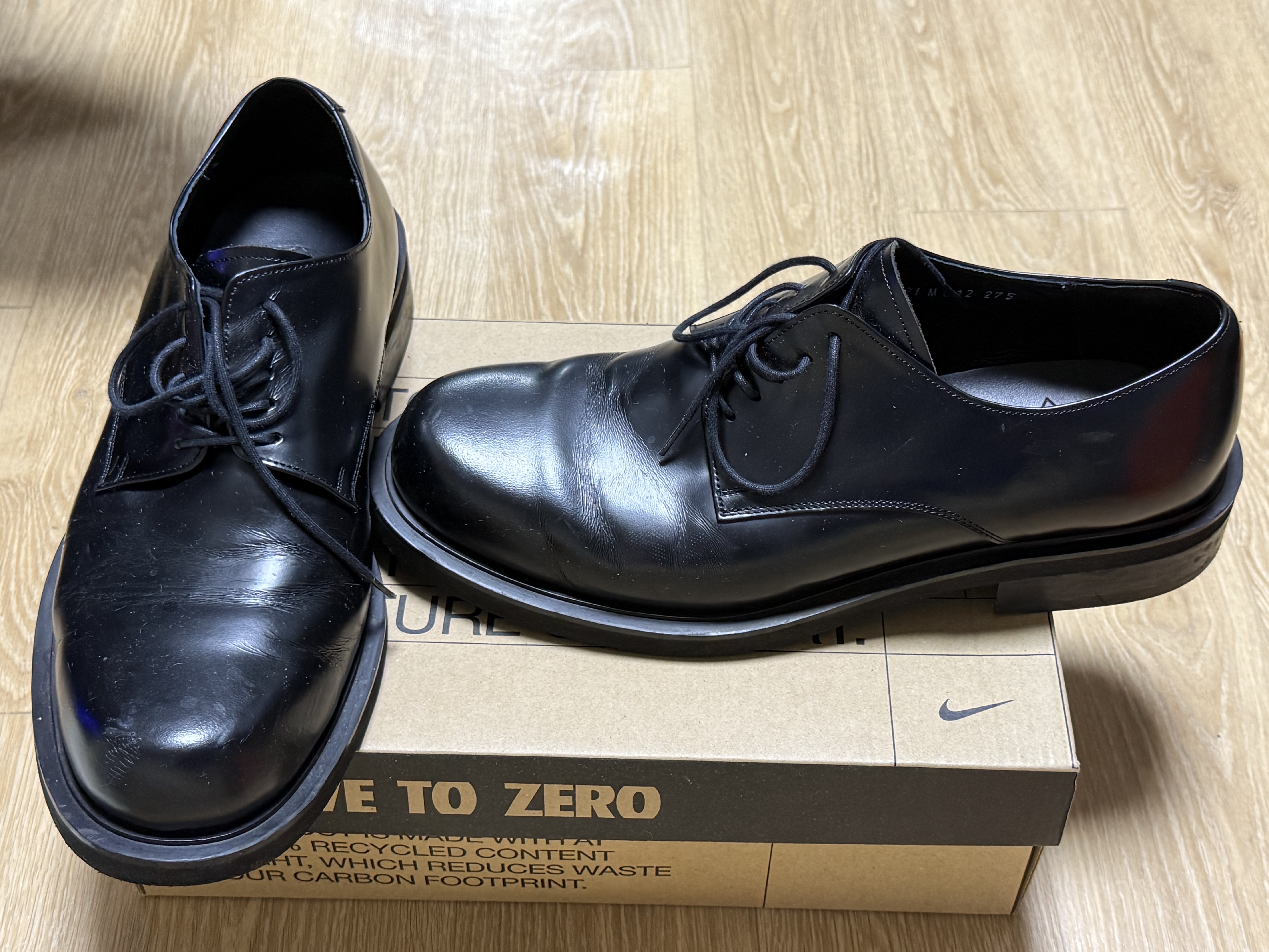 Romantic Move Basement Derby BX Black 착용 스타일