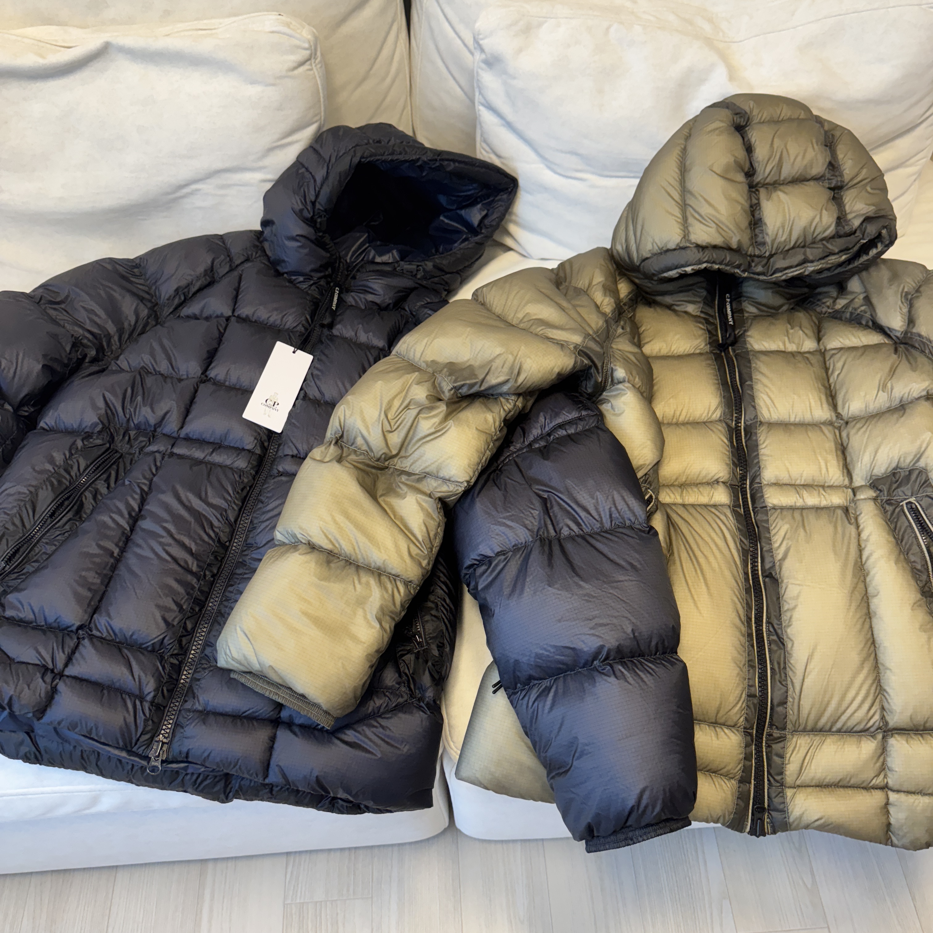 C.P. Company D.D. Shell Hooded Down Jacket Fungi Grey - 25FW, C.P. Company D.D. Shell Hooded Down Jacket Eclipse Blue - 25FW 착용 스타일