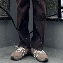 New Balance 204L Suede Mushroom Arid Stone 착용 스타일