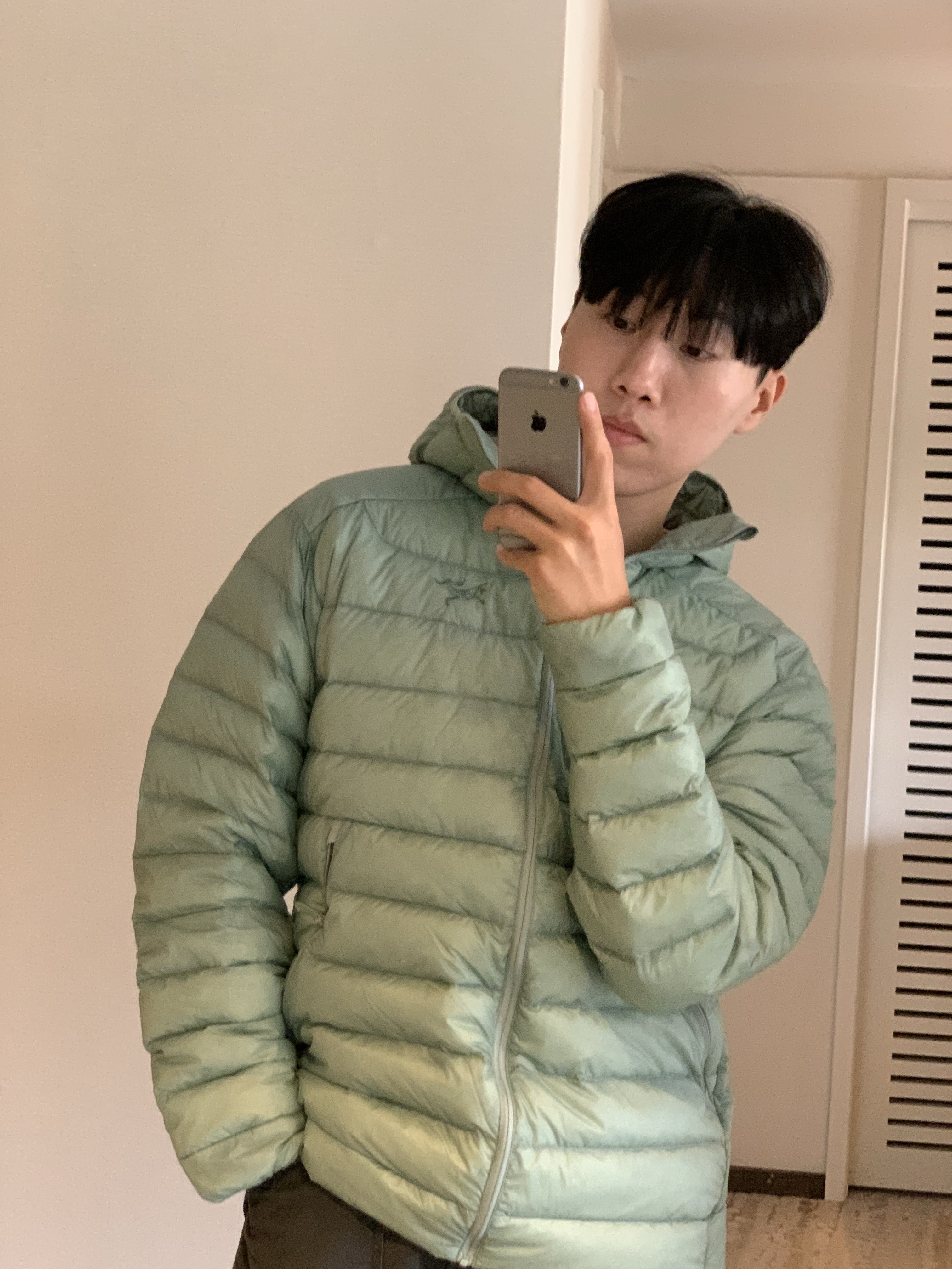 Arc'teryx Cerium Hoody Stone Green 착용 스타일 - 2