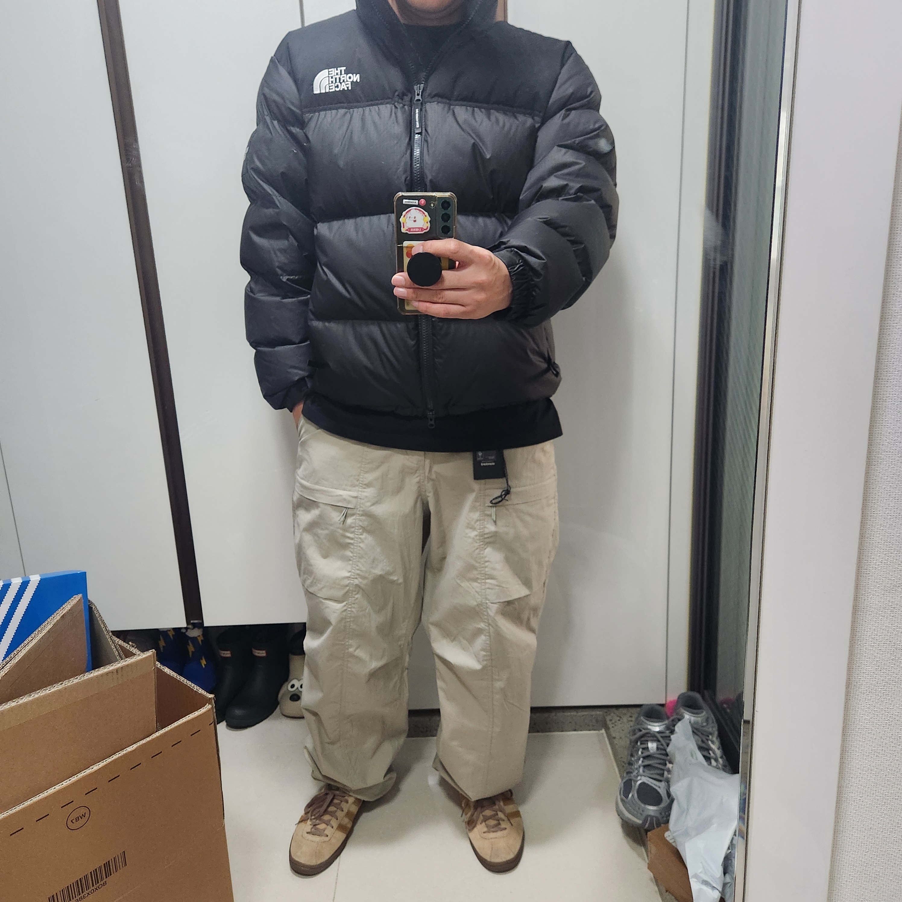 The North Face White Label Novelty Nuptse RDS Down Jacket Real Black 착용 스타일 - 1