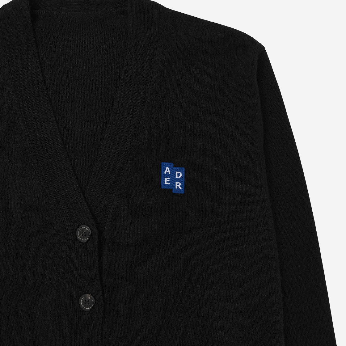 아더에러 시그니피컨트 TRS 태그 가디건 01 느와르 크롭 버전(Ader Error Sig; TRS Tag Cardigan 01 Noir Crop Ver.) - 3