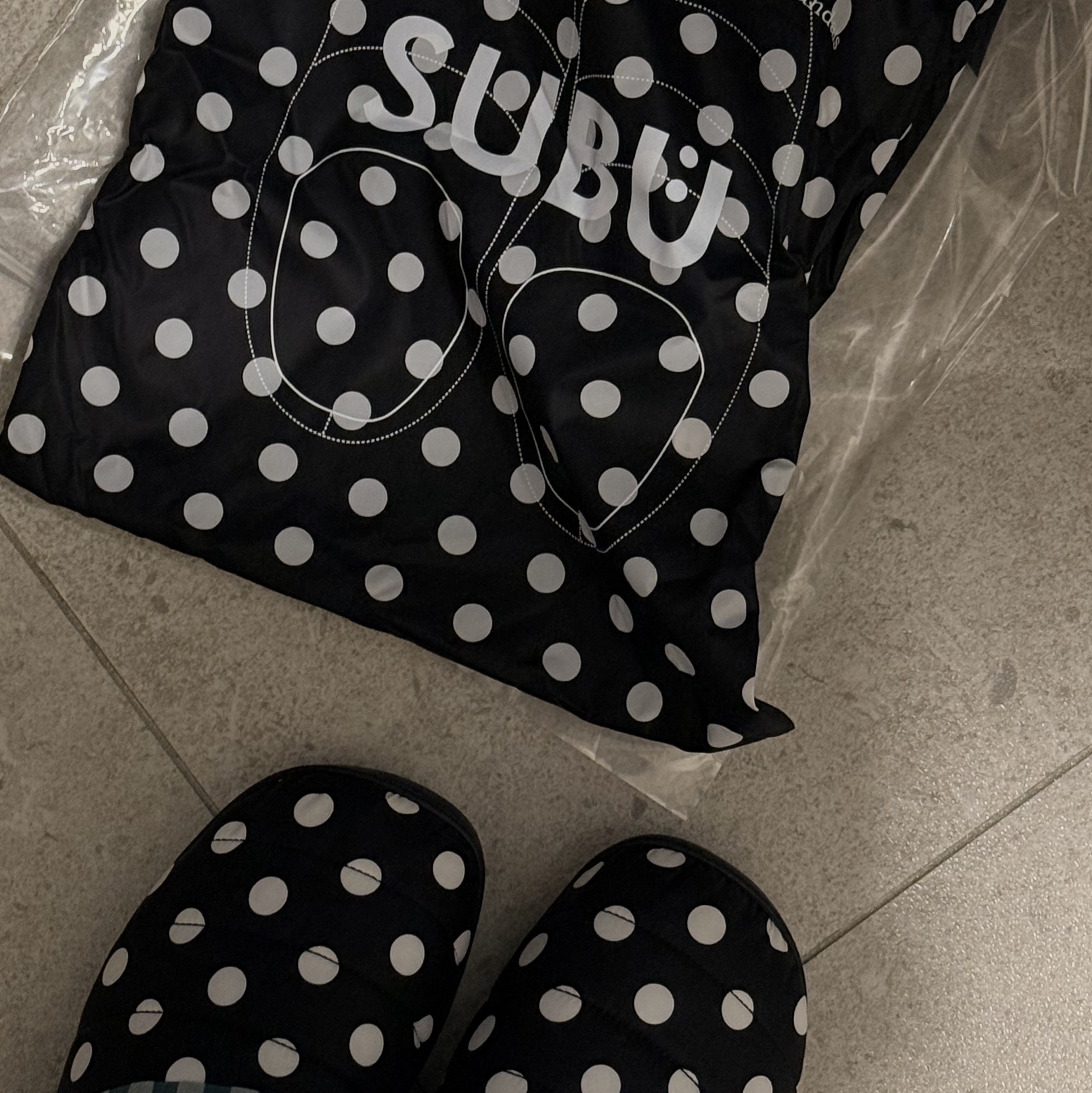Subu Permanent F-Line Dots 착용 스타일