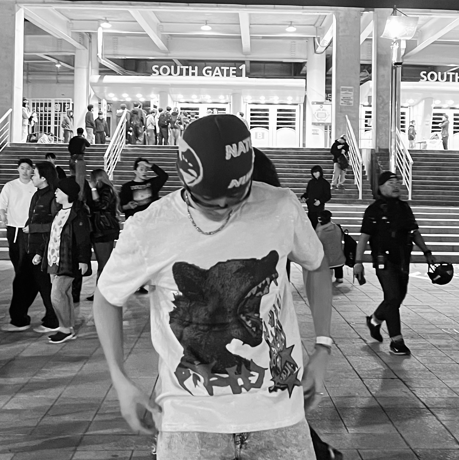 Travis Scott Circus Maximus Stadium Tour 25 Where Was Us T-Shirts Dirty White 착용 스타일 - 2