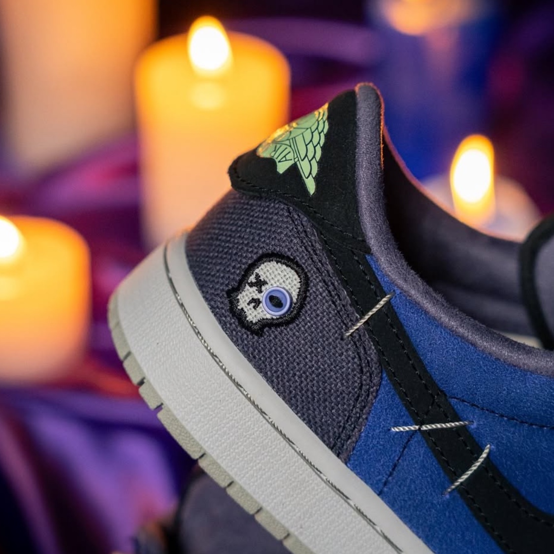 Jordan 1 x Zion Williamson Retro Low OG Regency Purple and Dark Raisin 착용 스타일 - 3