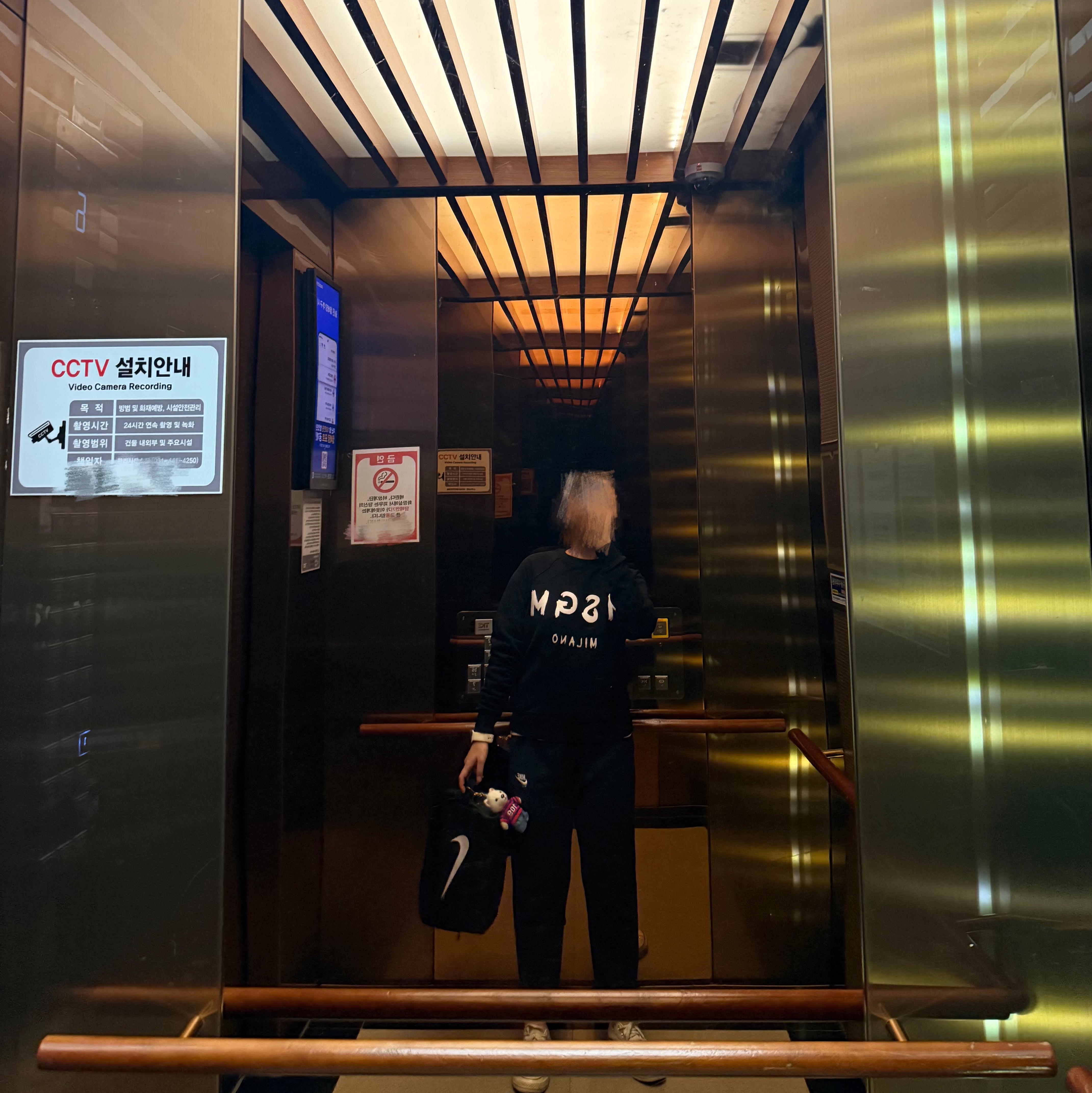 (W) MSGM Milano Print Sweatshirt Black, Nike NSW Swoosh Open Hem Fleece Pants Black - US/EU 착용 스타일