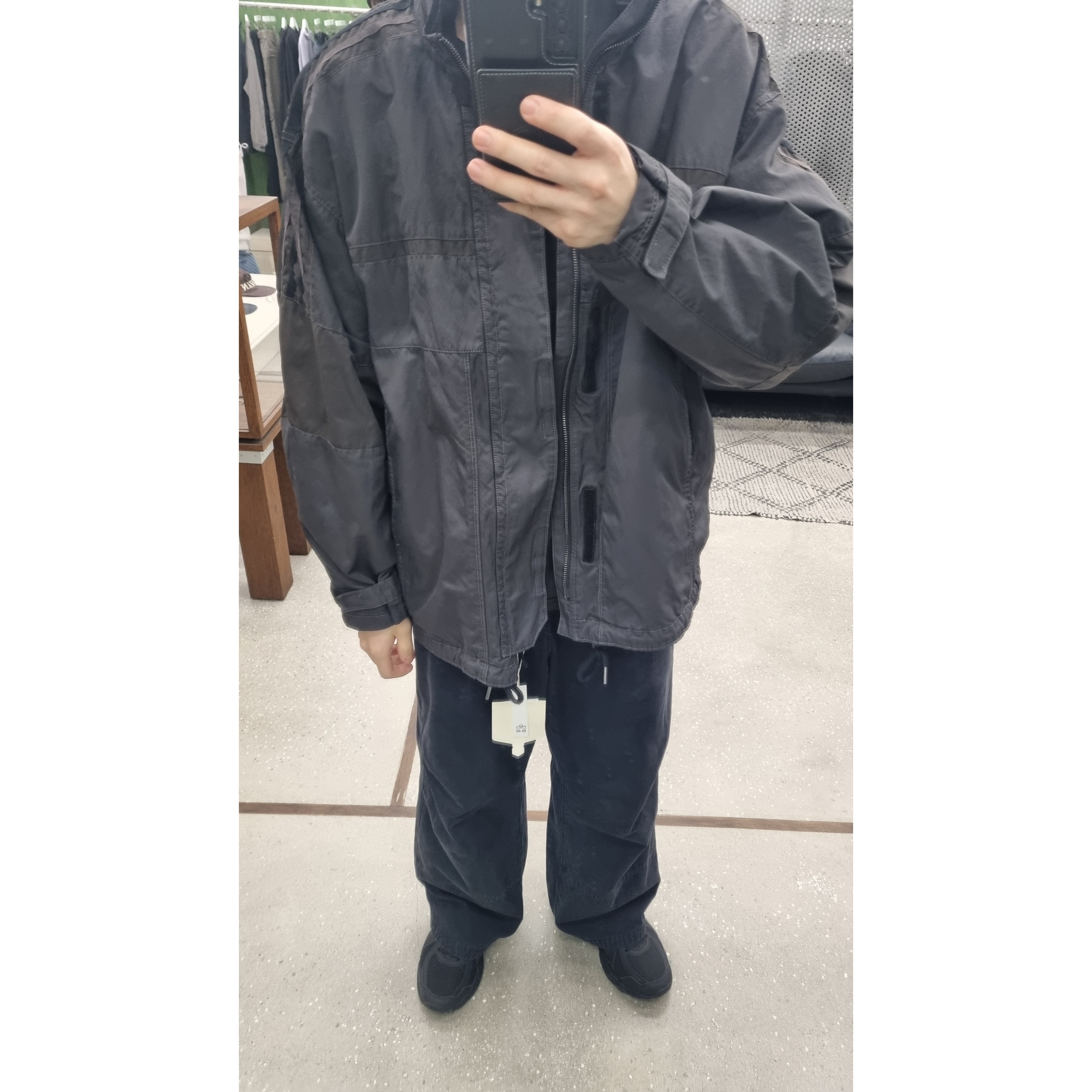Asics Jog 100 T Black - 4E Extra Wide, Polyteru Old School Track Parka Brown 착용 스타일 - 1