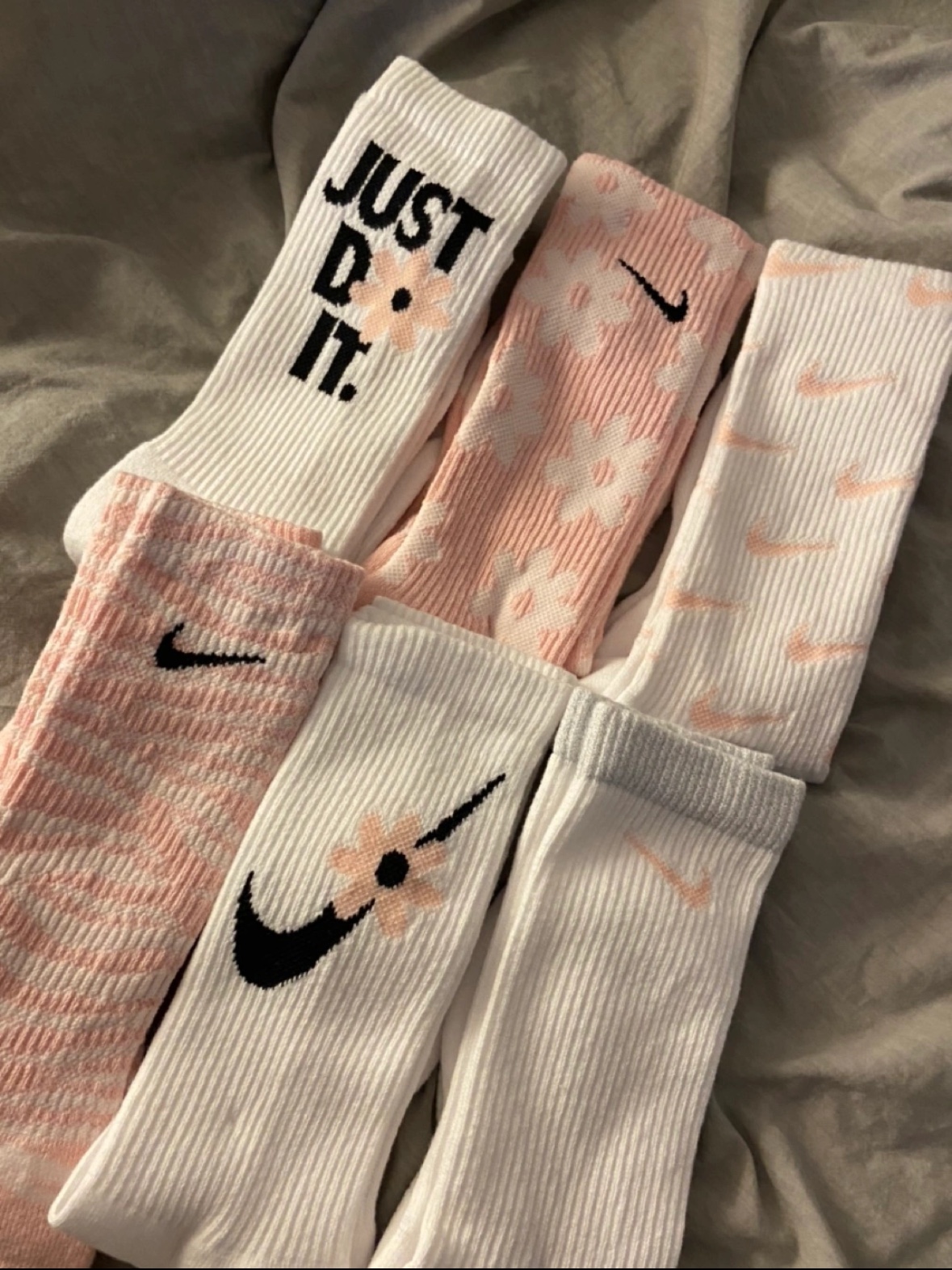 (Kids) Nike Everyday Plus Socks Pink White (6 Pack/Korean Ver.) 착용 스타일