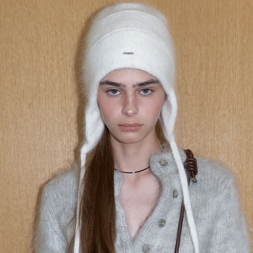 러브미몬스터 앙고라 귀달이 비니 화이트(lovememonster Angora Earflap Beanie White) - 2