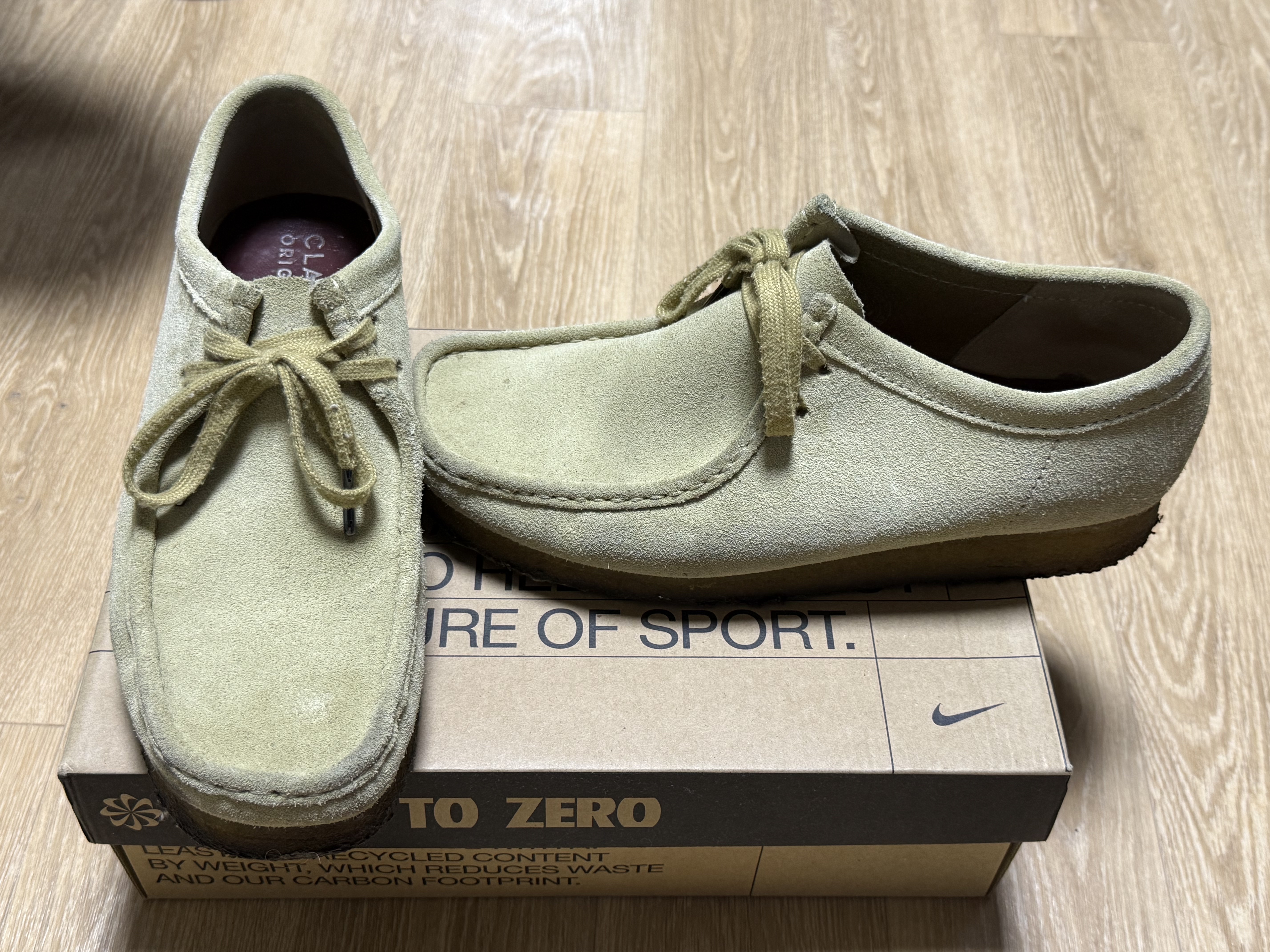Clarks Wallabee Maple Suede 착용 스타일