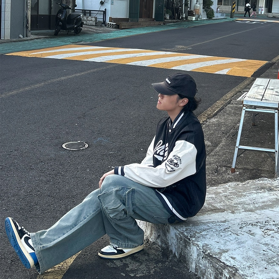 Jordan 1 x Travis Scott x Fragment Retro Low OG SP Military Blue, Supreme Washed Chino Twill Camp Cap Black - 25SS 착용 스타일